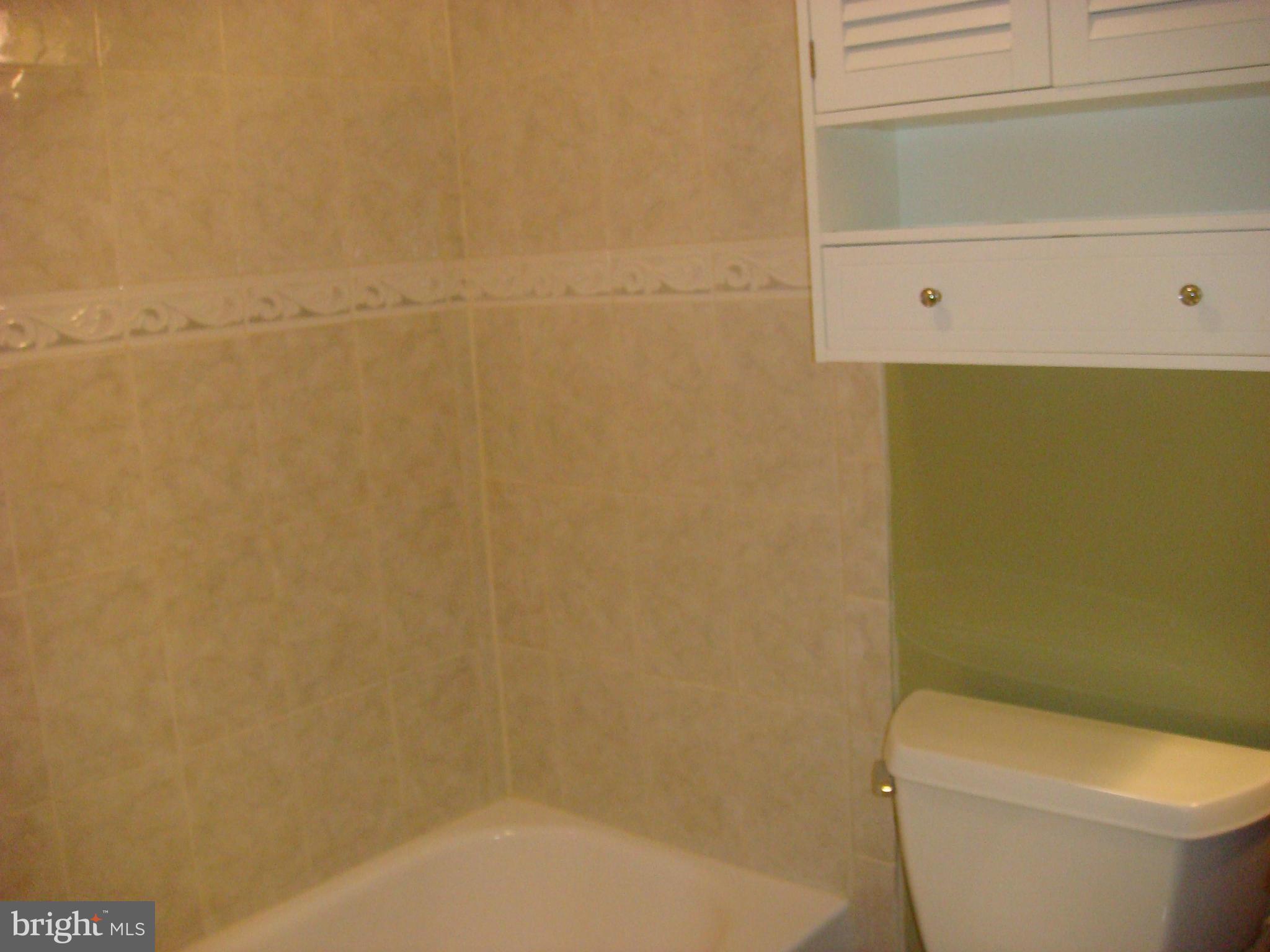 REGENCY ESTATES - Residential Lease