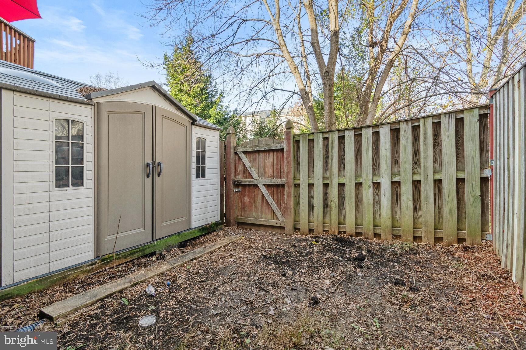 TANGLEWOOD - Residential Lease