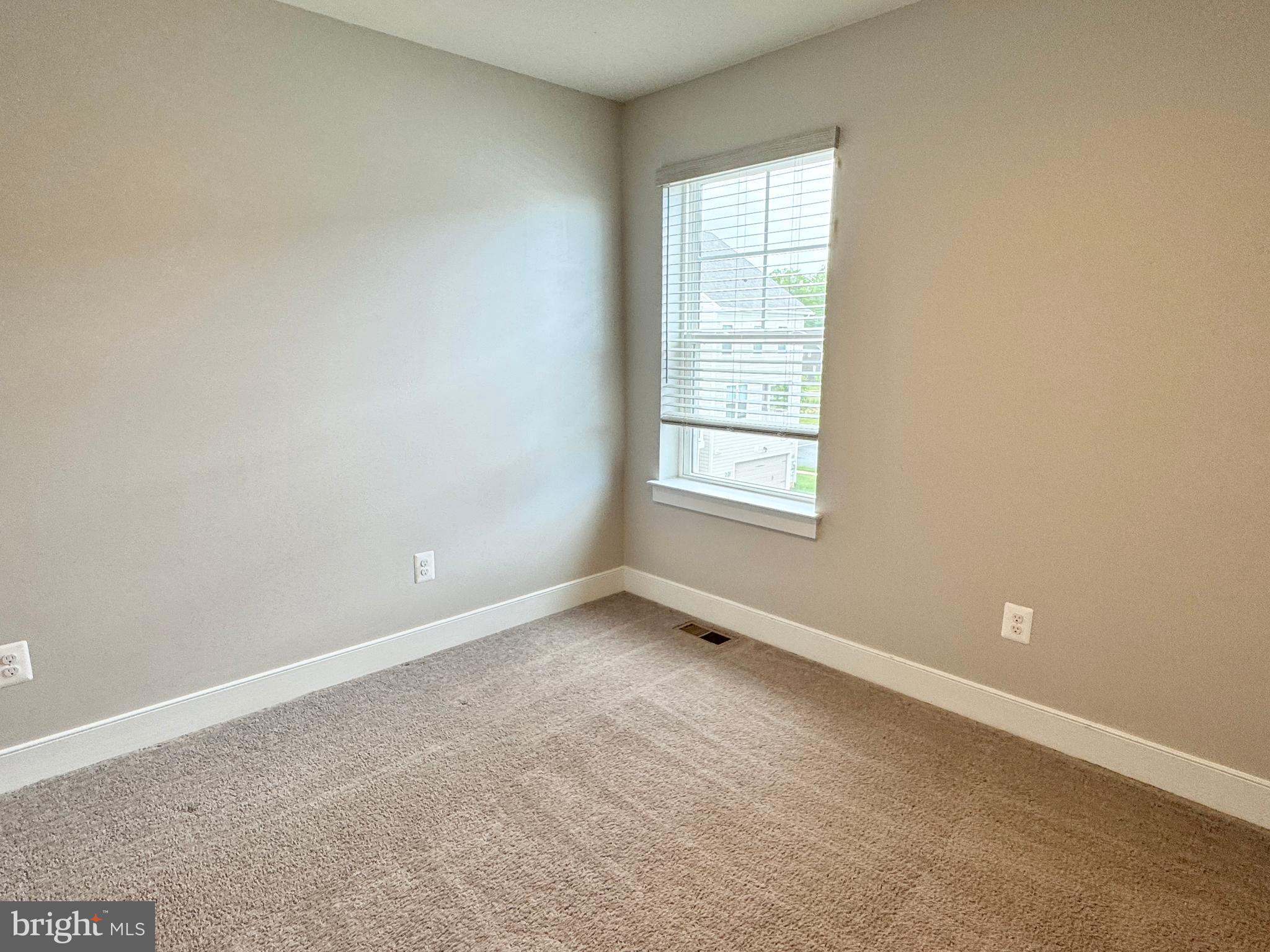 POTOMAC SHORES - Residential Lease