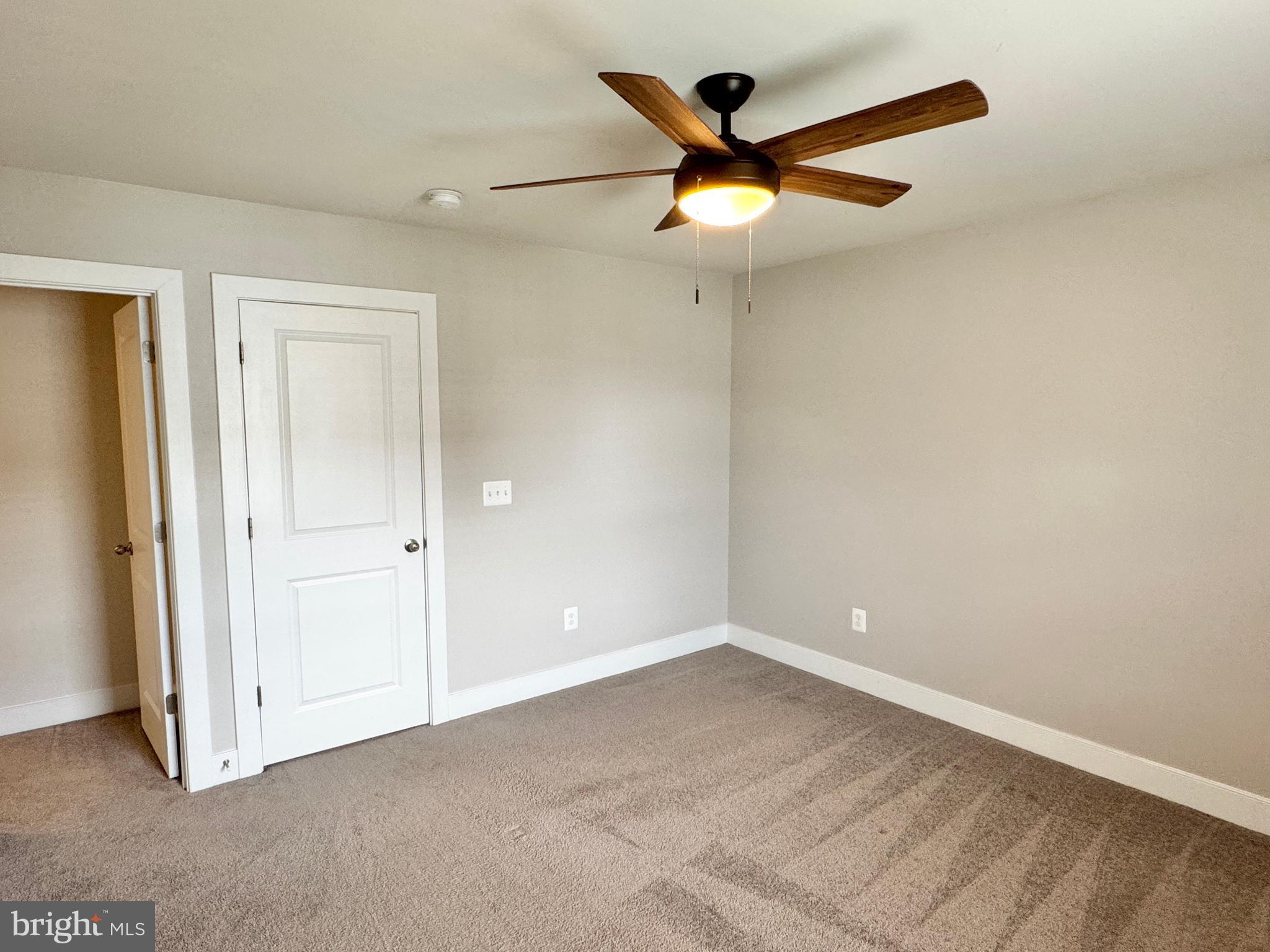 POTOMAC SHORES - Residential Lease