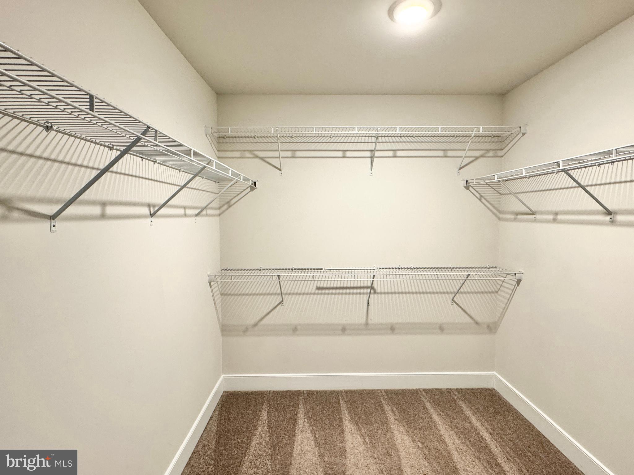 POTOMAC SHORES - Residential Lease