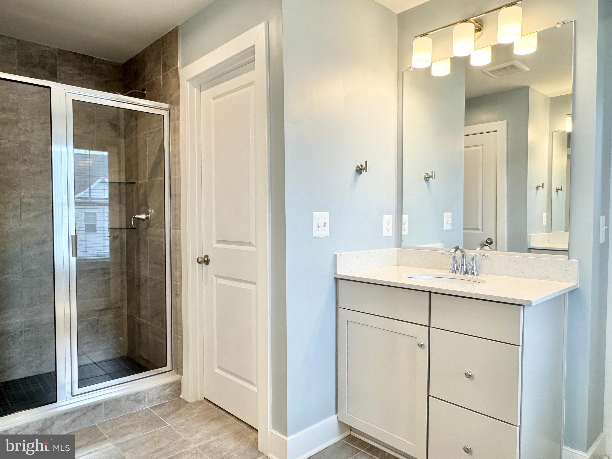 POTOMAC SHORES - Residential Lease