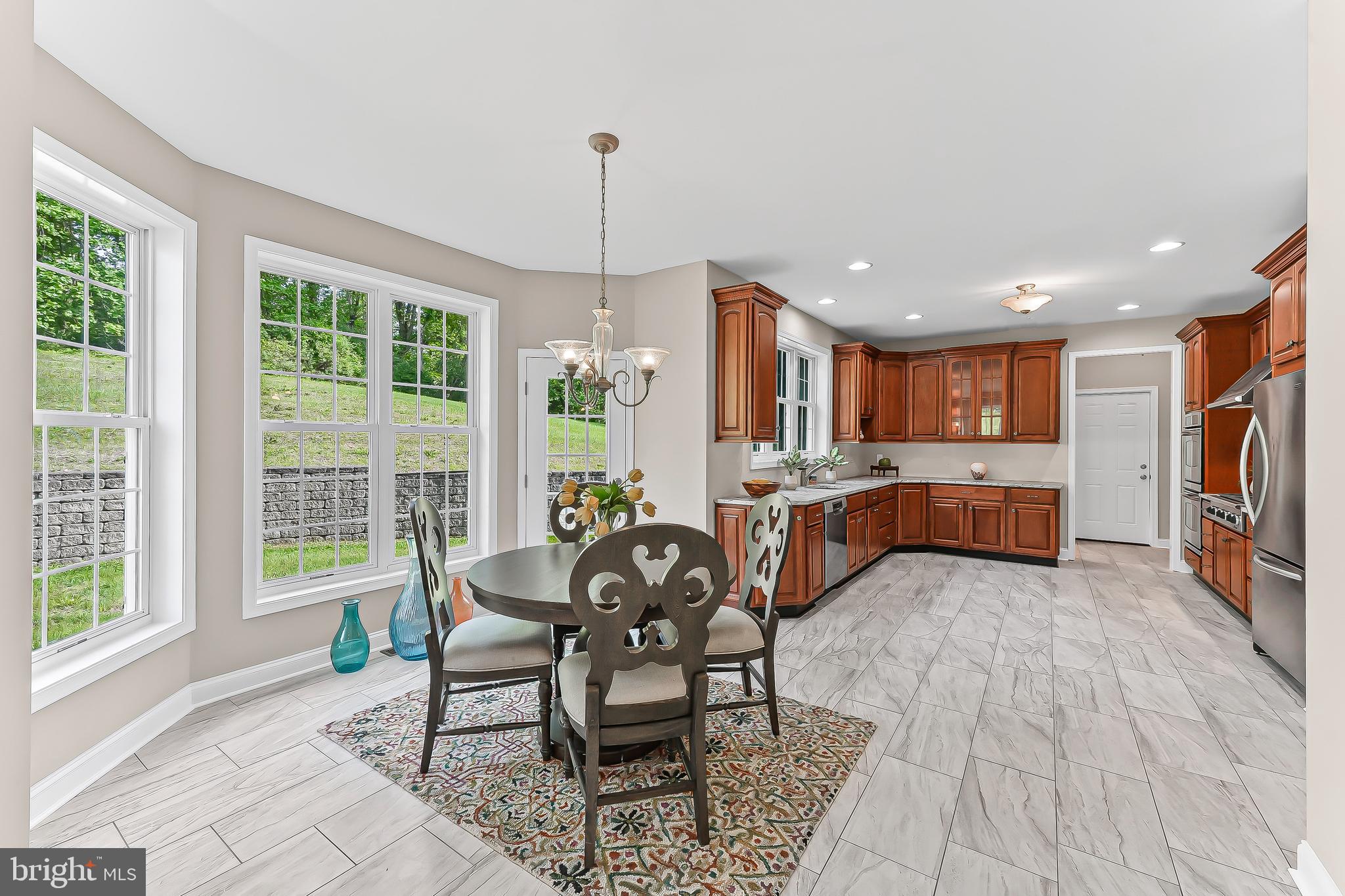 CHAMBERS ROCK FARM - Residential