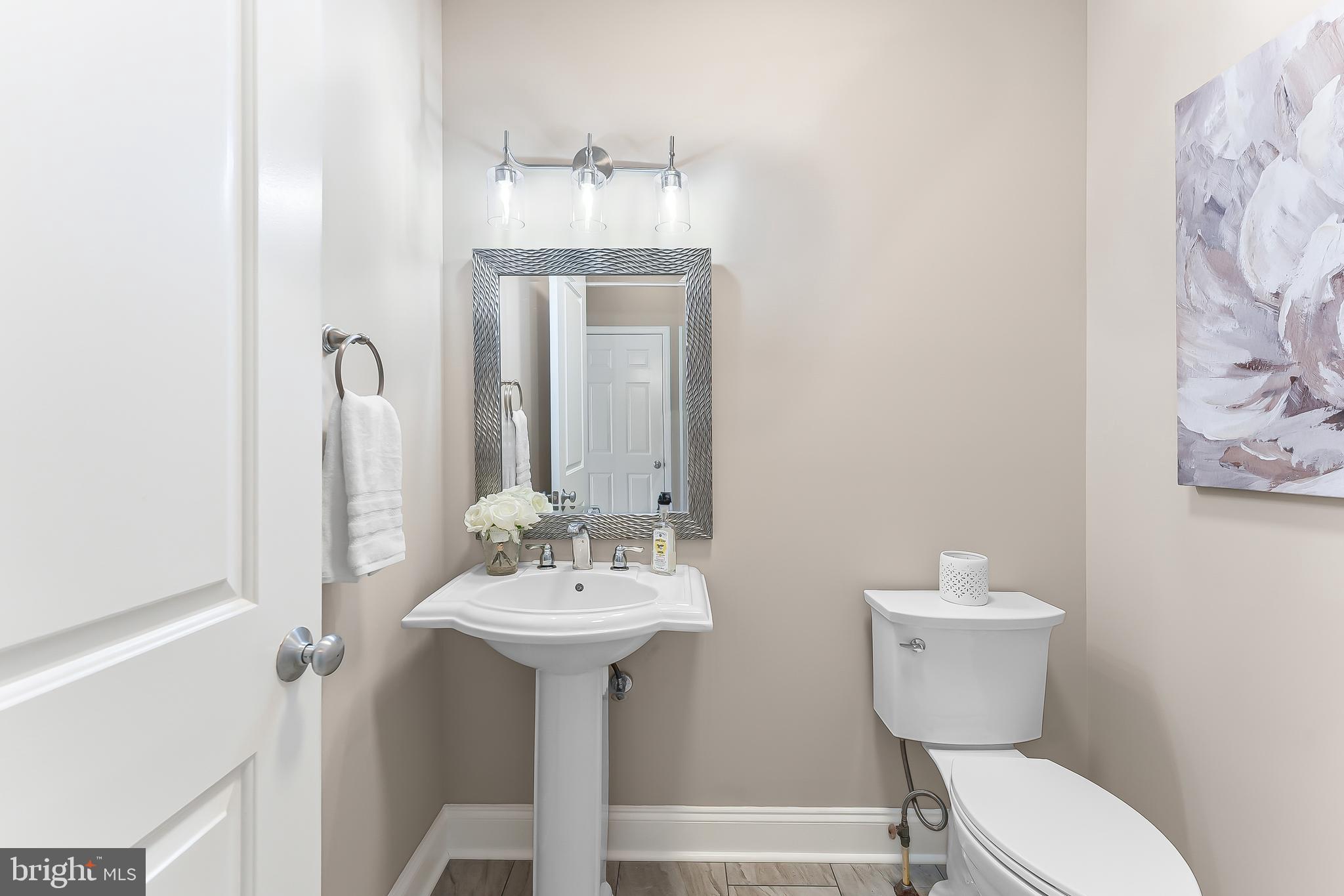 CHAMBERS ROCK FARM - Residential