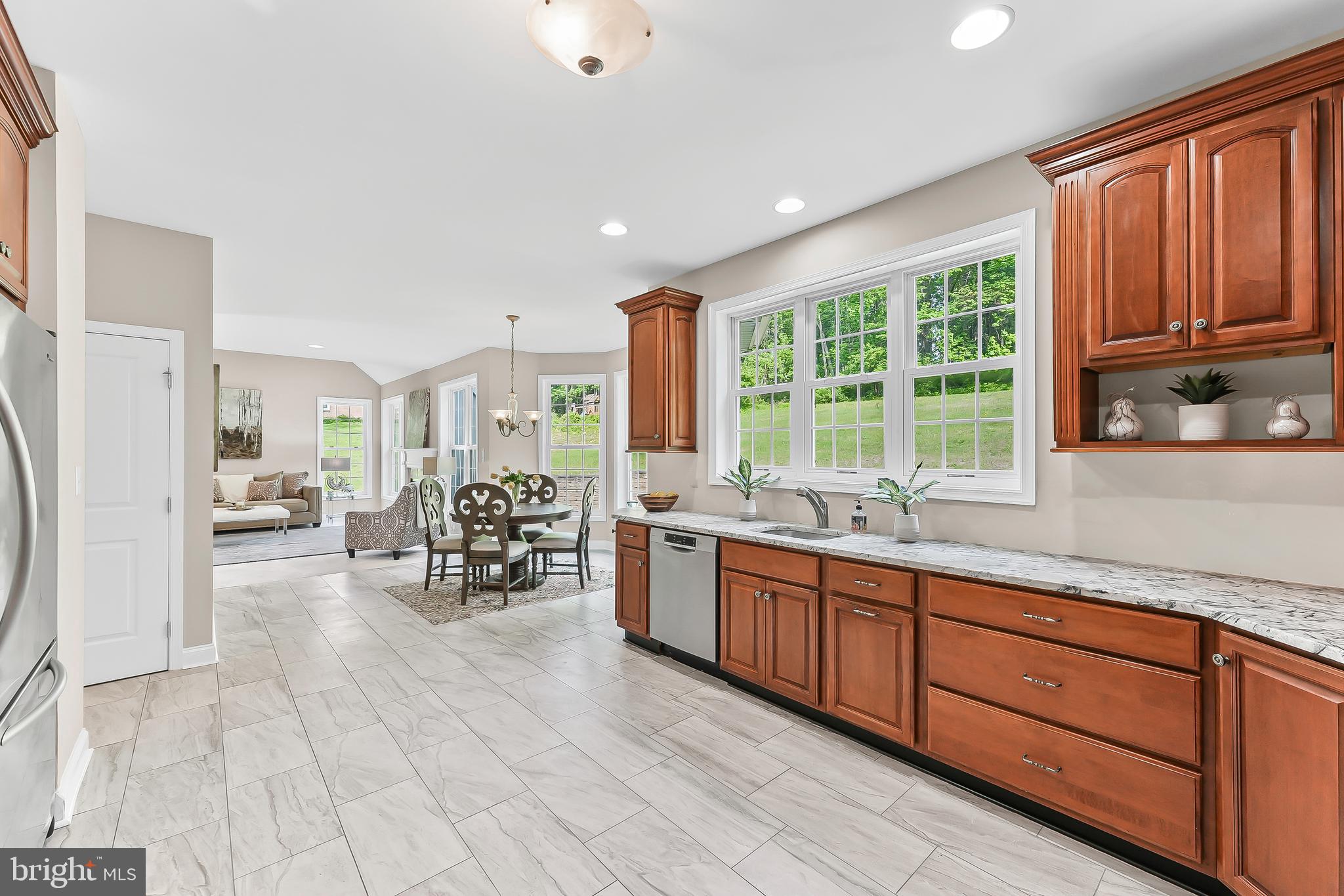 CHAMBERS ROCK FARM - Residential