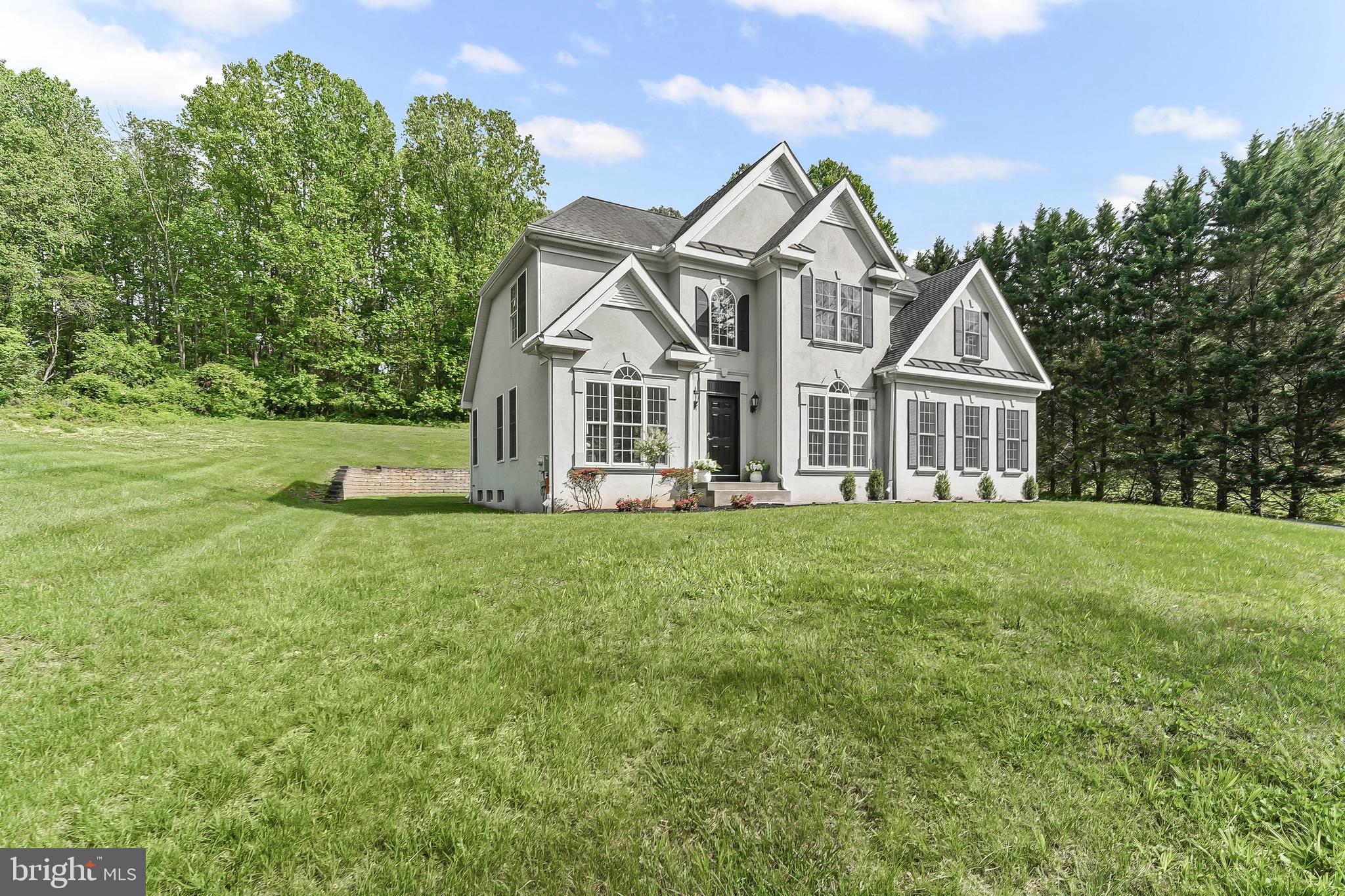 CHAMBERS ROCK FARM - Residential