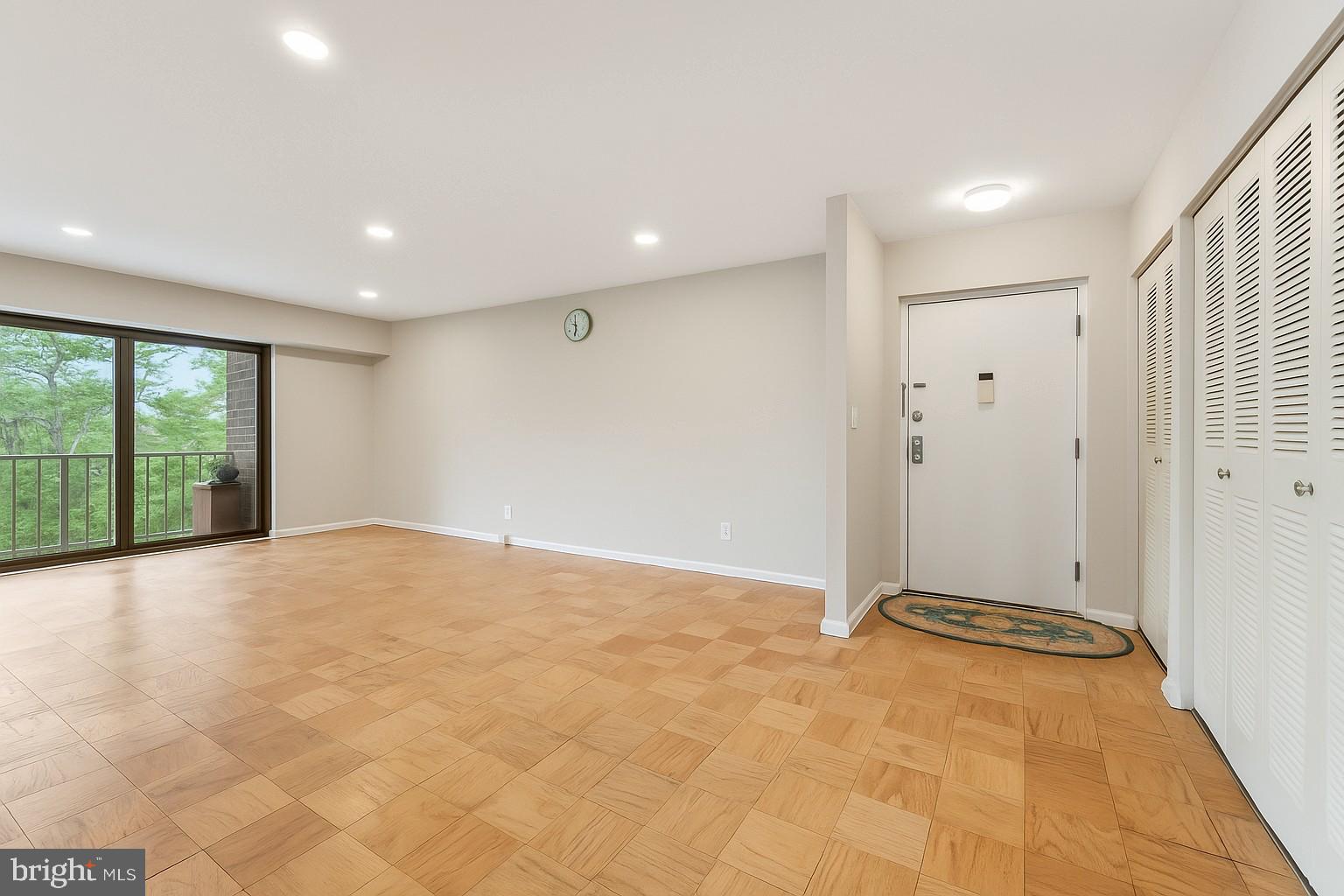 4408 ISLAND PLACE 202