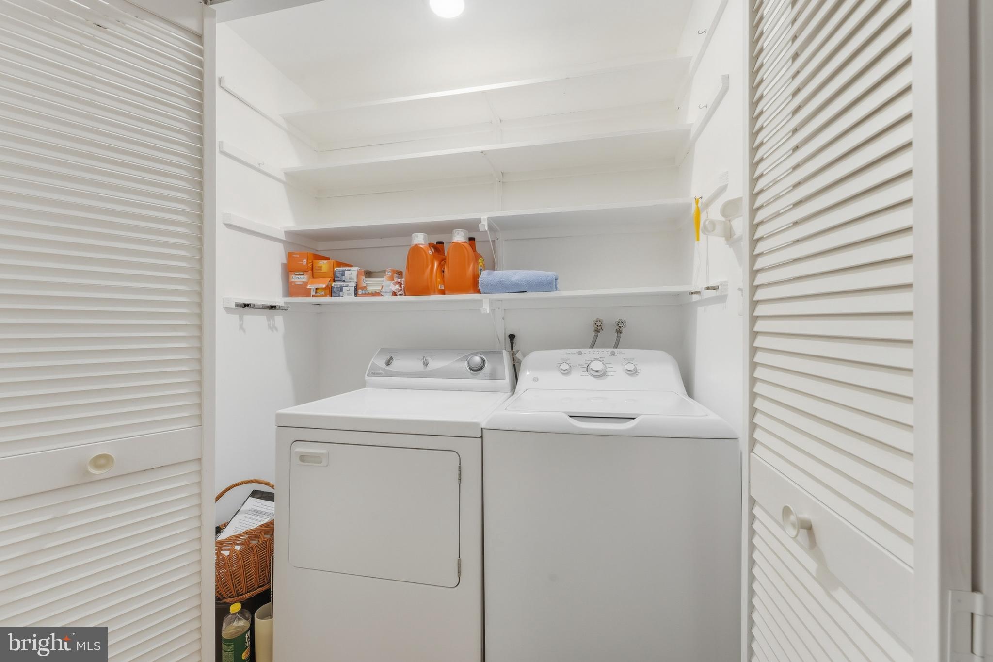 HERITAGE COURT - Residential