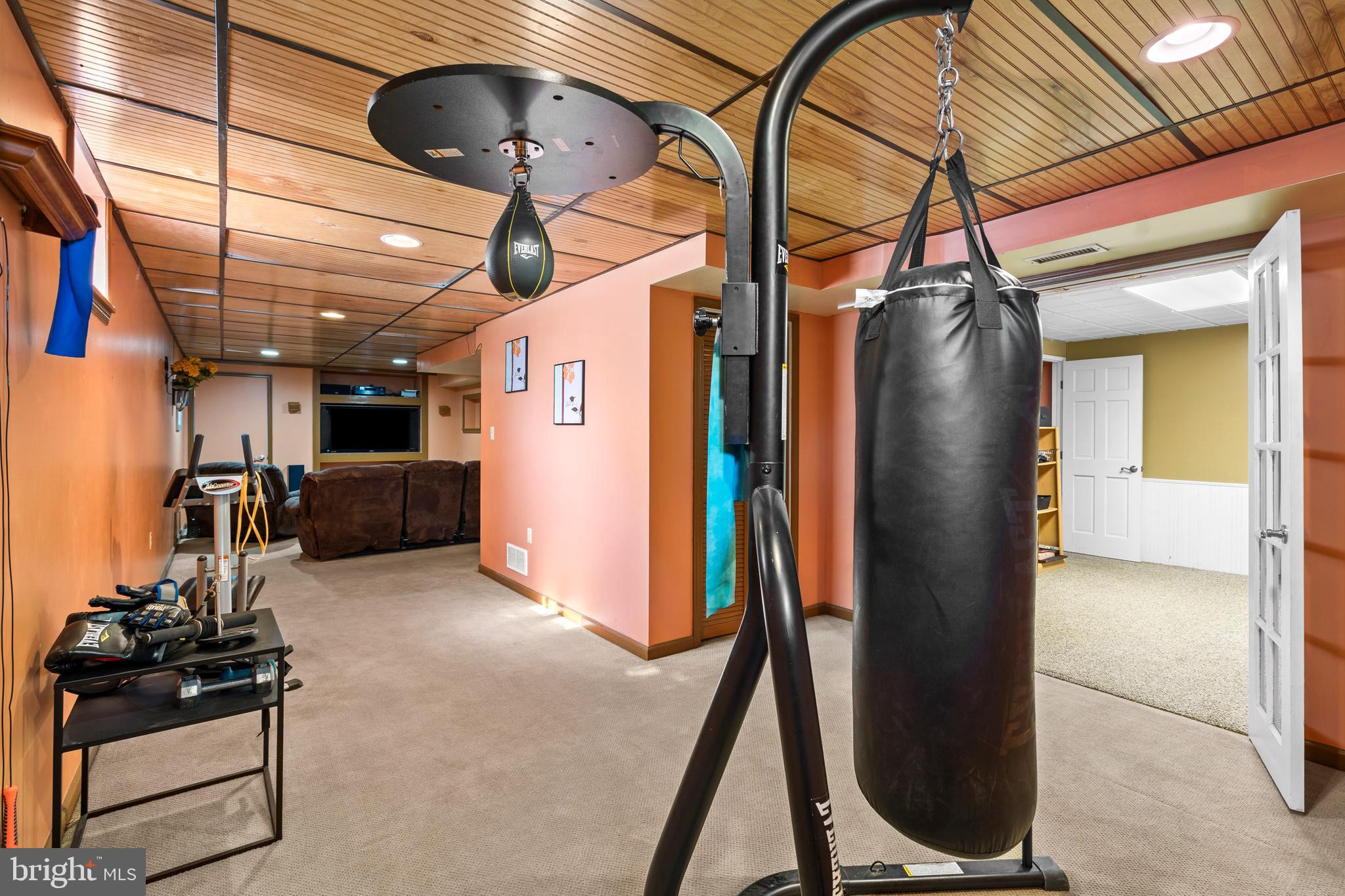 FAIRVIEW - Residential