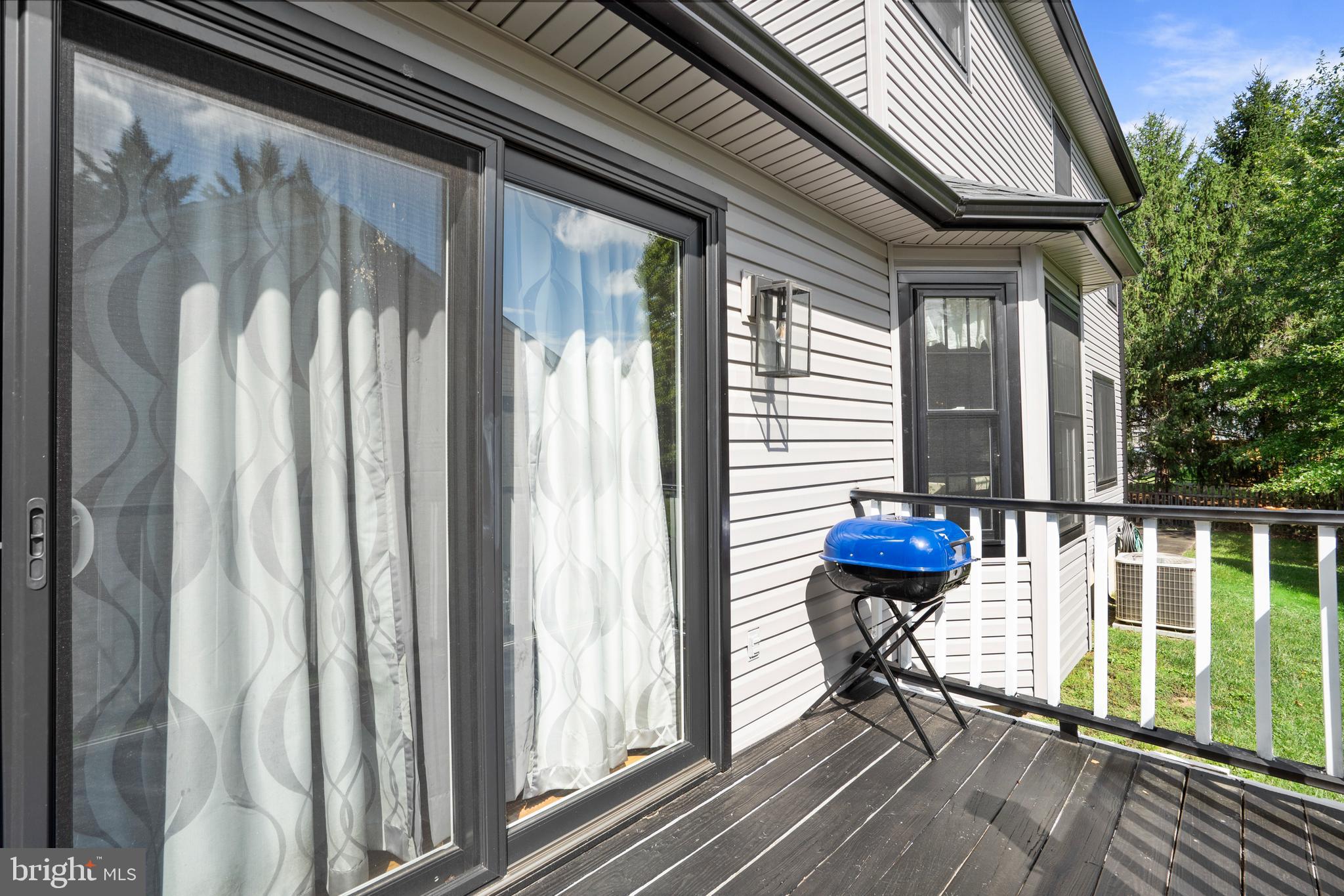 FAIRVIEW - Residential