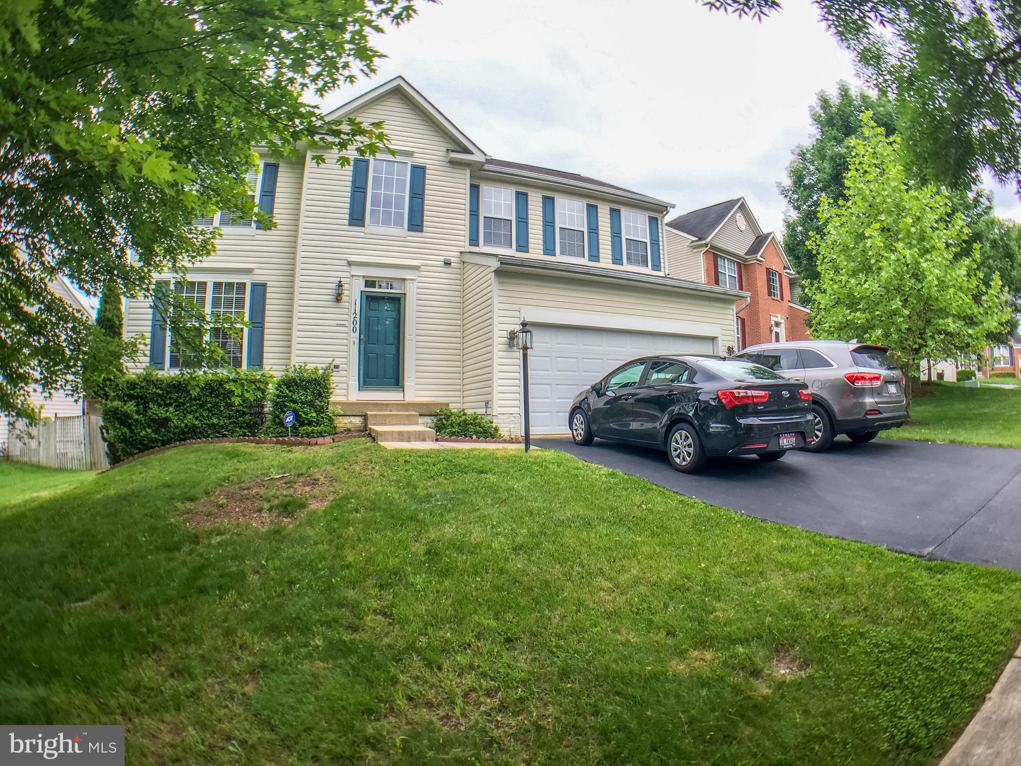 Large and bright 4 bedroom plus home office, 3.5 bathroom home in quiet community.
Main floor has separate dining room and living room, powder room, lovely kitchen with all stainless steel appliances and granite counter-tops, and large family room with a gas fireplace and exit to a large deck. Upstairs you will find a master bedroom with a large walk-in closet, full bathroom complete with soaking tub, as well as 3 other bedrooms and a second full bathroom. This home as a fully finished basement with a gym (equipment can remain), separate office and a full bathroom as well as storage space.
Hardwood floors throughout, large 2-car garage. Cats ok. Home is professionally managed
Requirements:
Credit score: 680+
Income: 3 times rent
No negative rental history
All applicants 18+ MUST apply
**ATTENTION**:
We do not ask people to submit rental applications in order to see properties. Do not submit applications on systems that we do not authorize. Beware of scams!