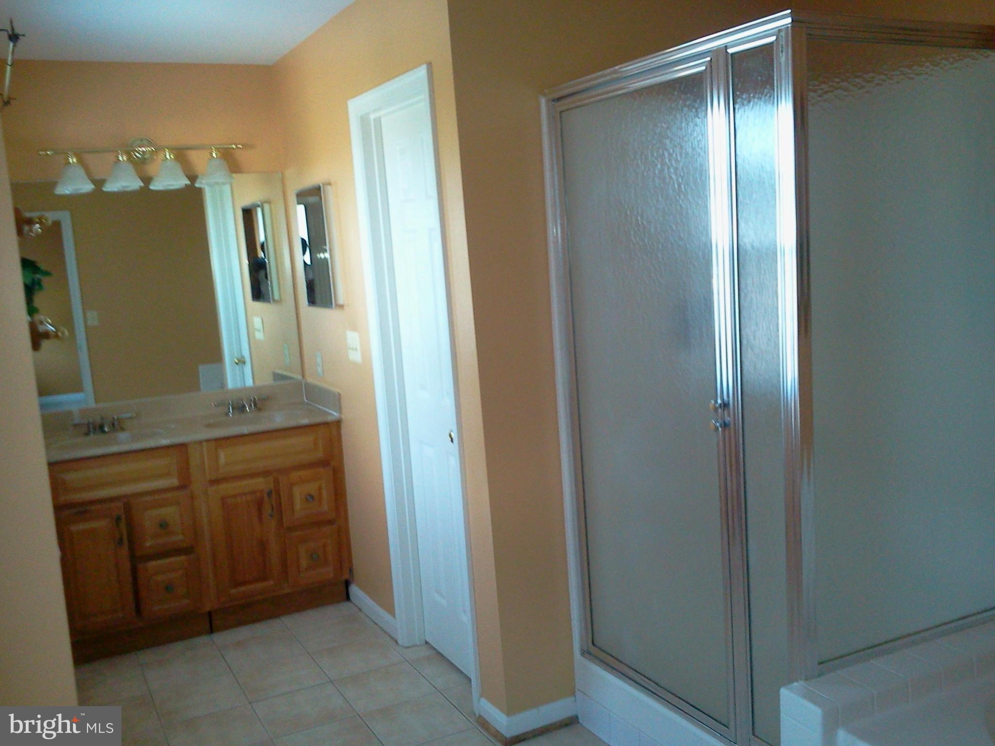 THE PROVINCES - Residential Lease