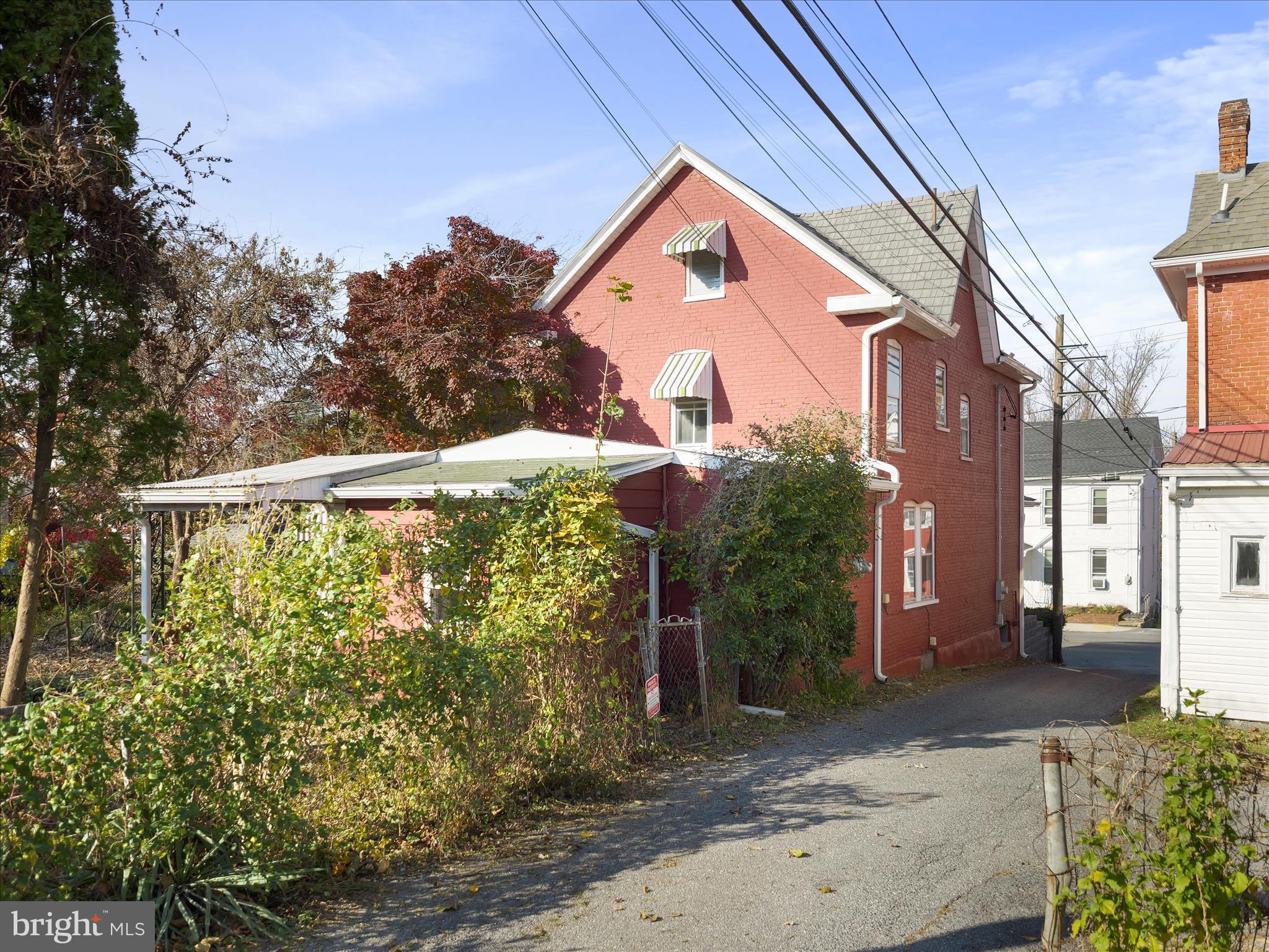 WAYNESBORO - Residential