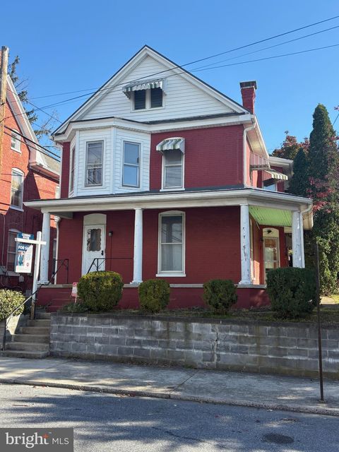 25 FAIRVIEW AVENUE WAYNESBORO PA 17268
