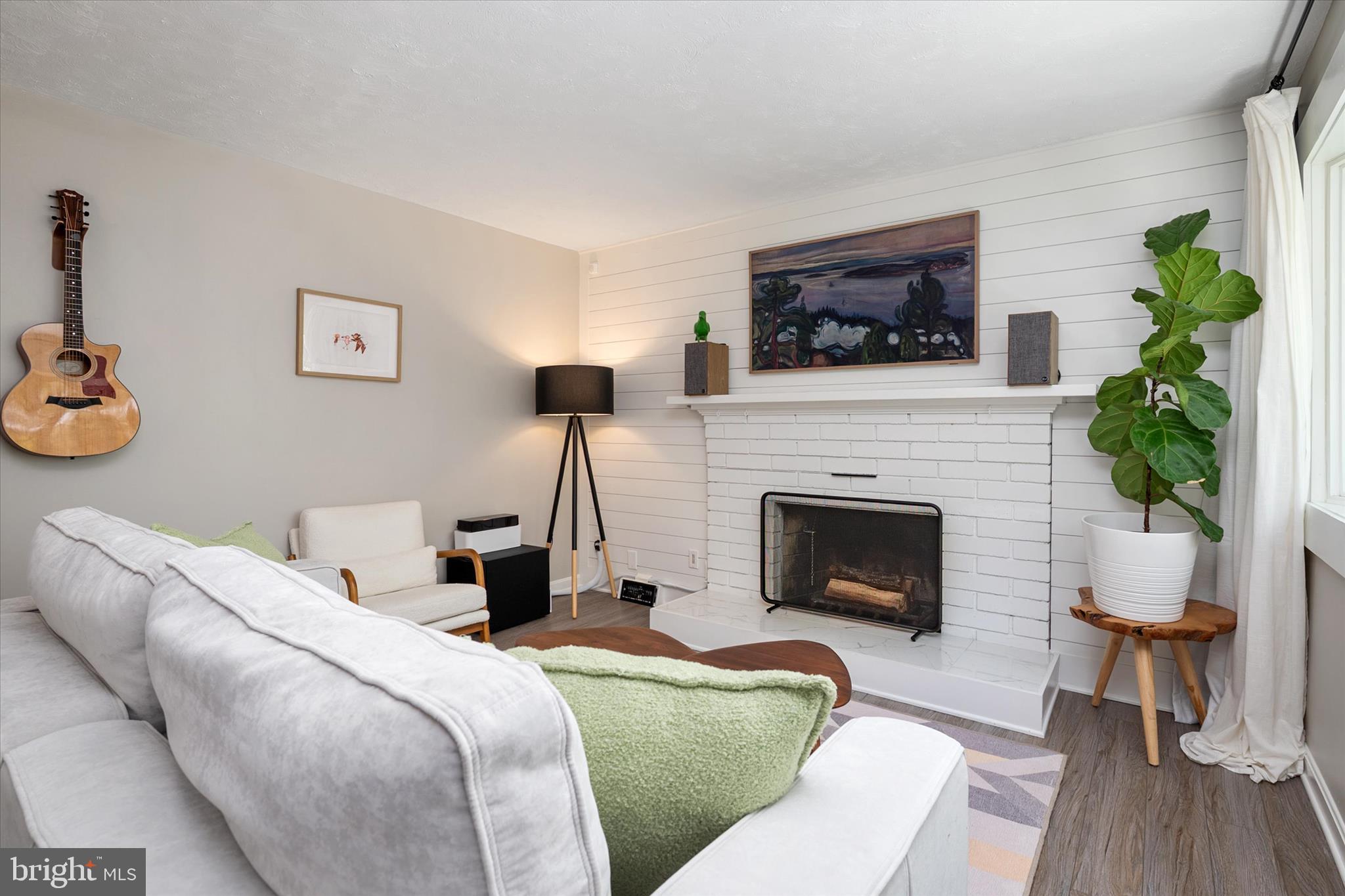 HOLLYWOOD ON SEVERN - Residential