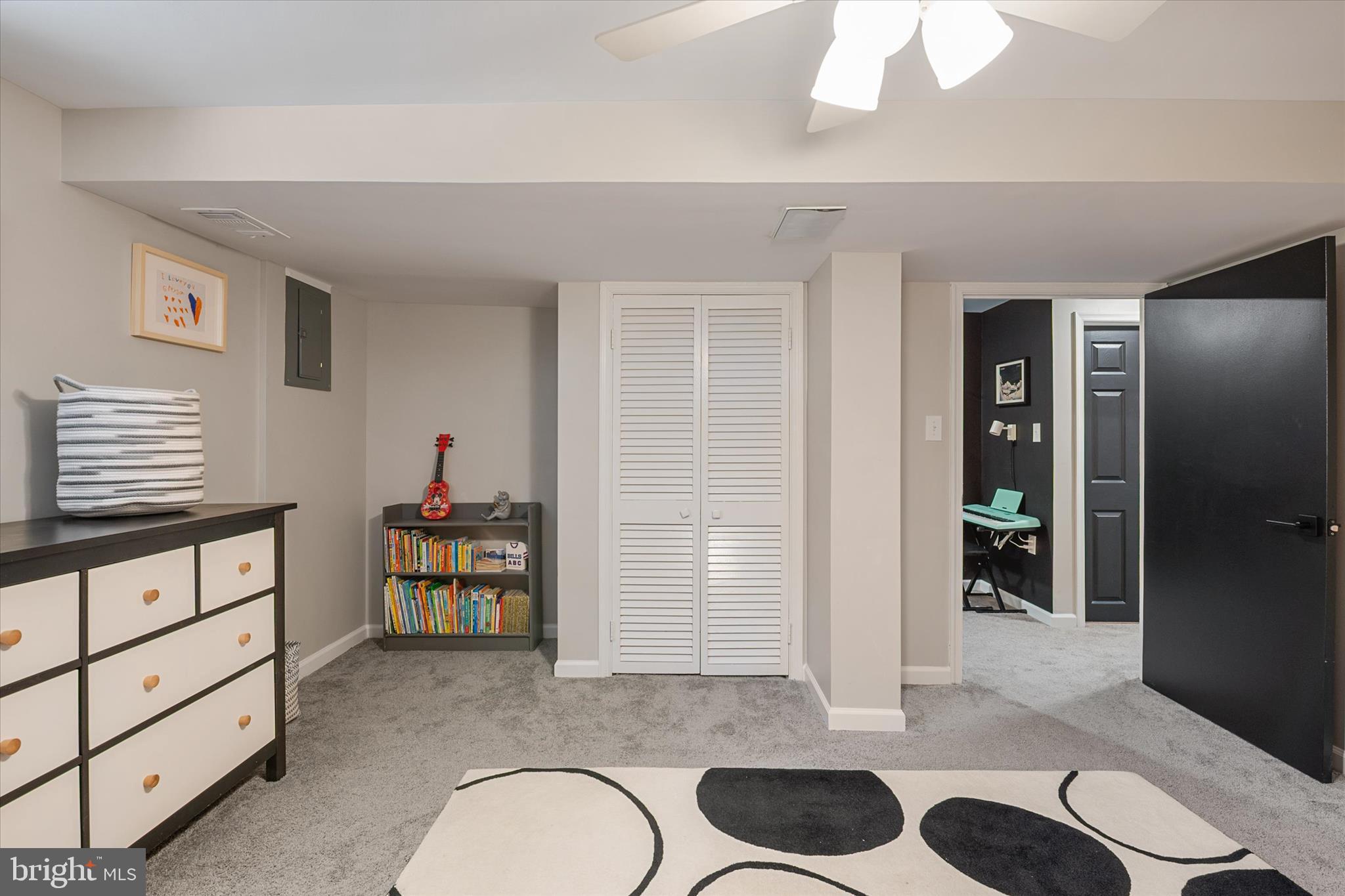 HOLLYWOOD ON SEVERN - Residential