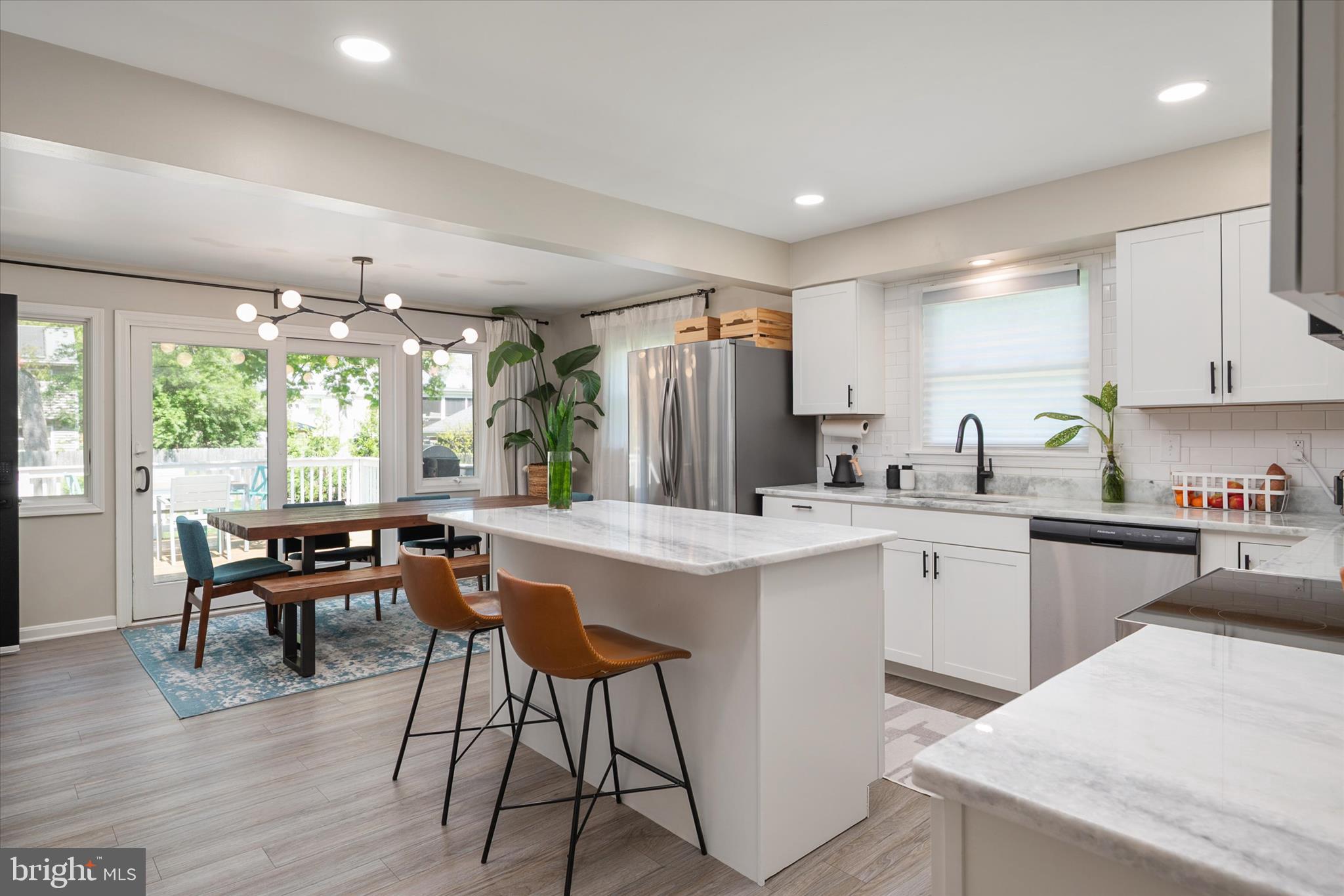 HOLLYWOOD ON SEVERN - Residential