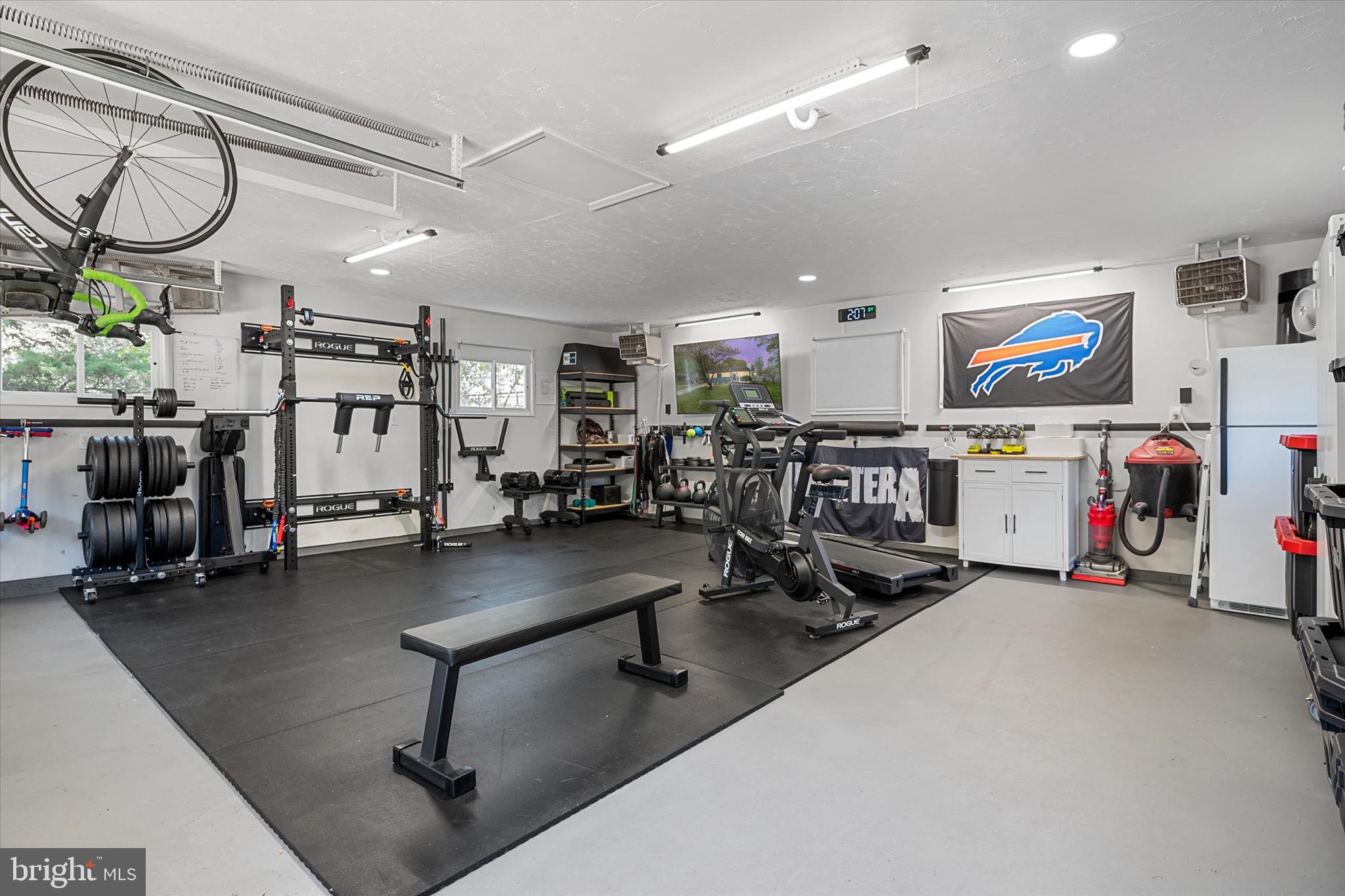 HOLLYWOOD ON SEVERN - Residential