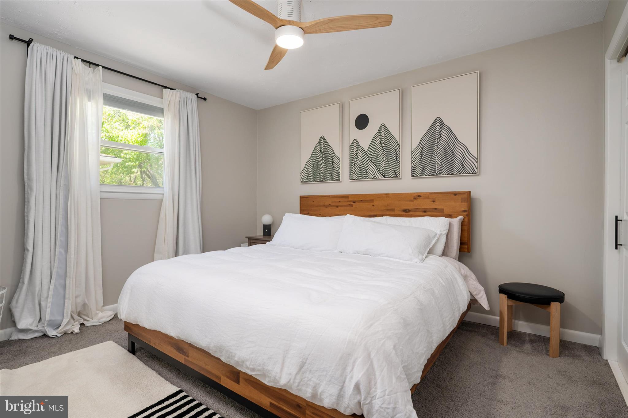 HOLLYWOOD ON SEVERN - Residential