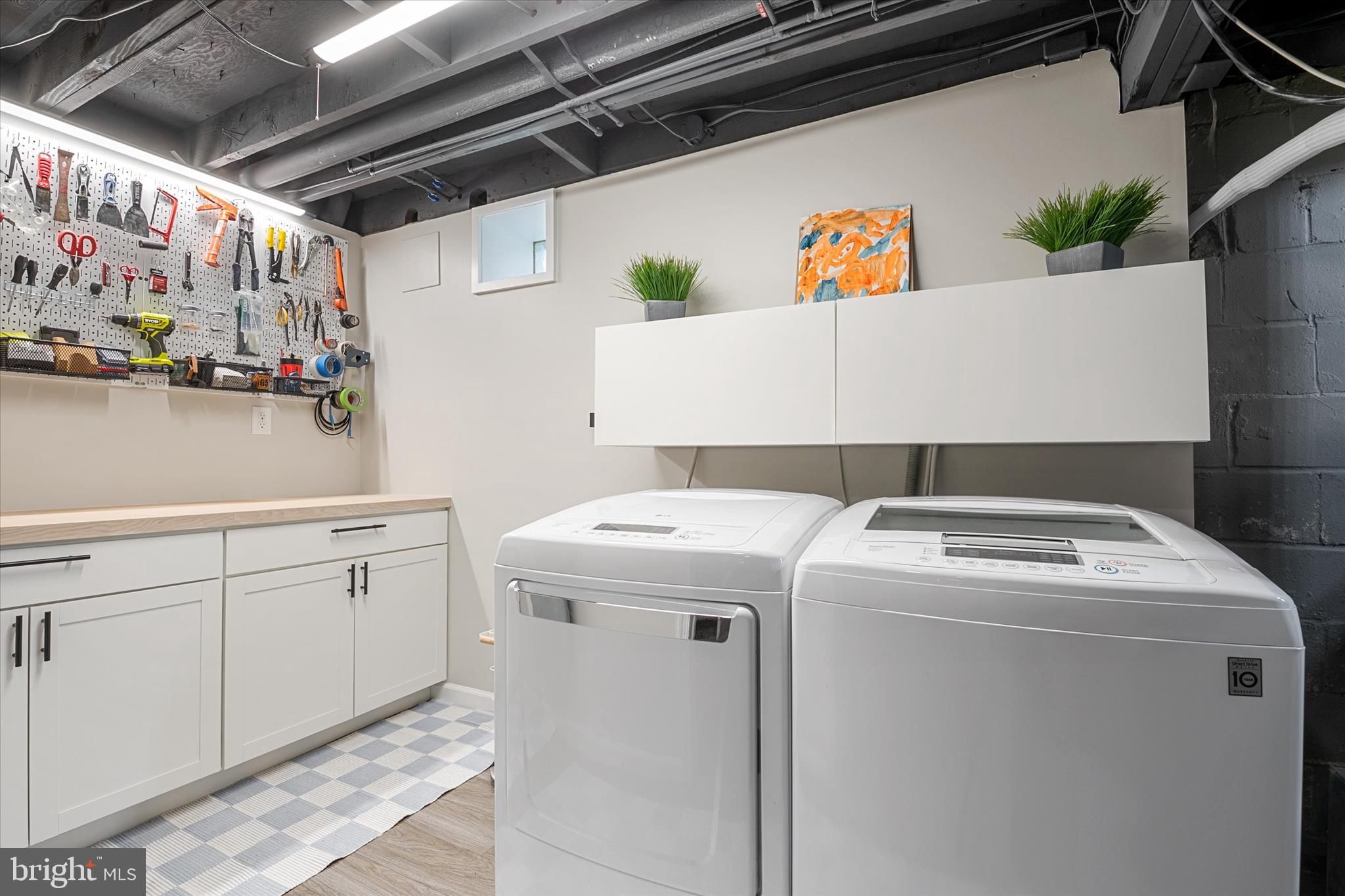 HOLLYWOOD ON SEVERN - Residential