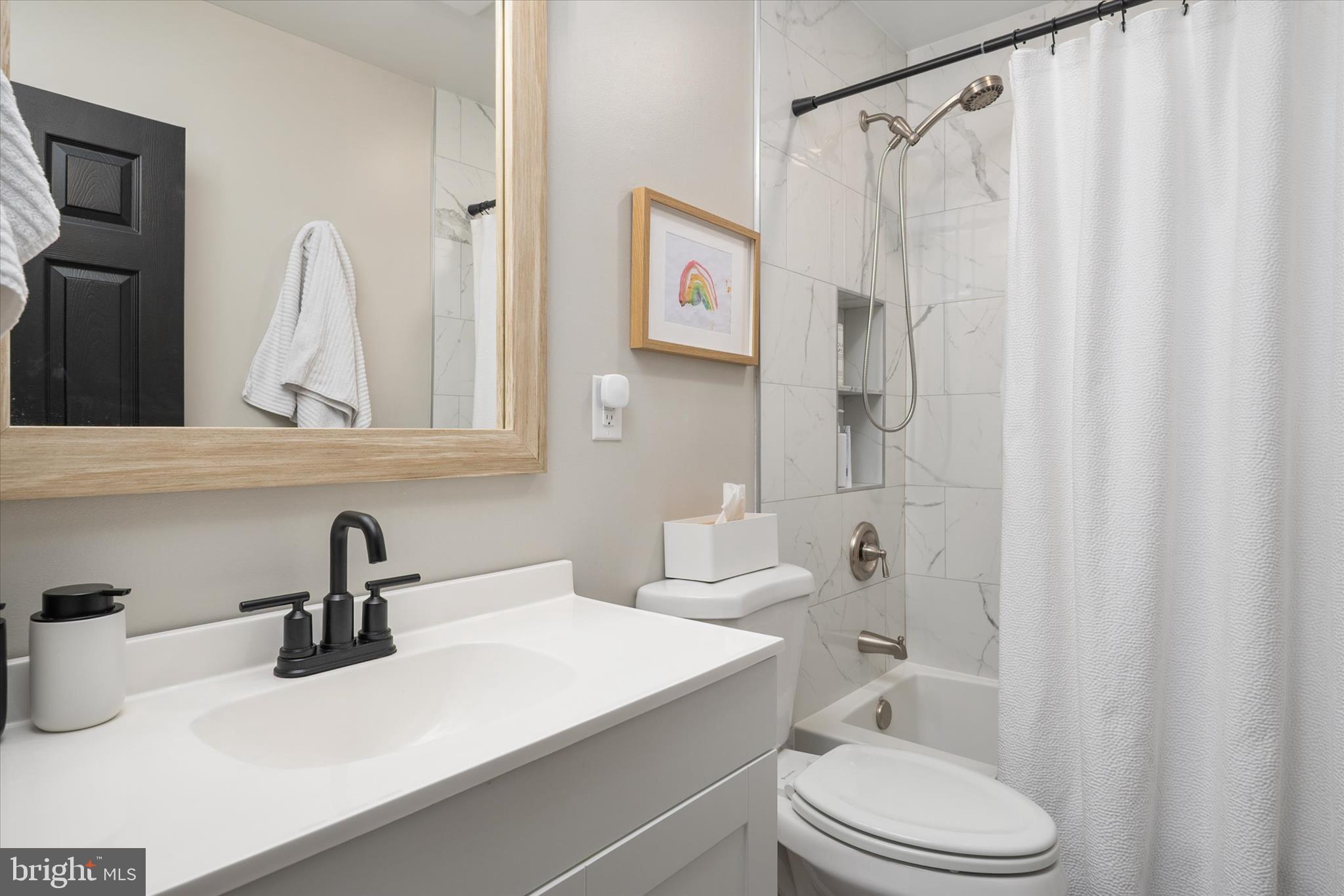 HOLLYWOOD ON SEVERN - Residential