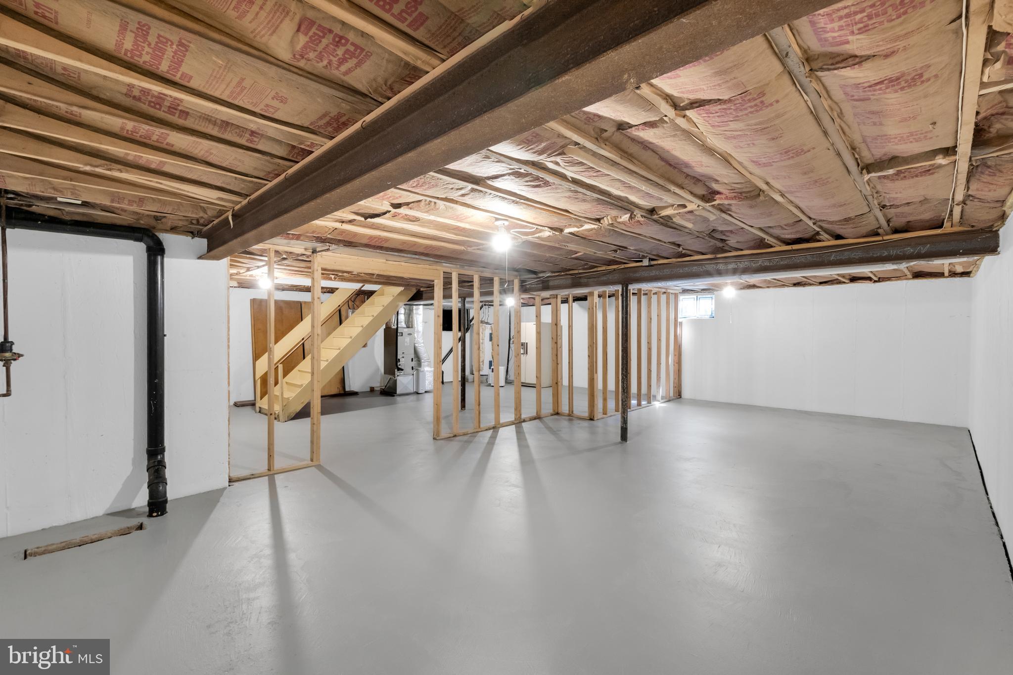 SPRINGWOOD MANOR - Residential