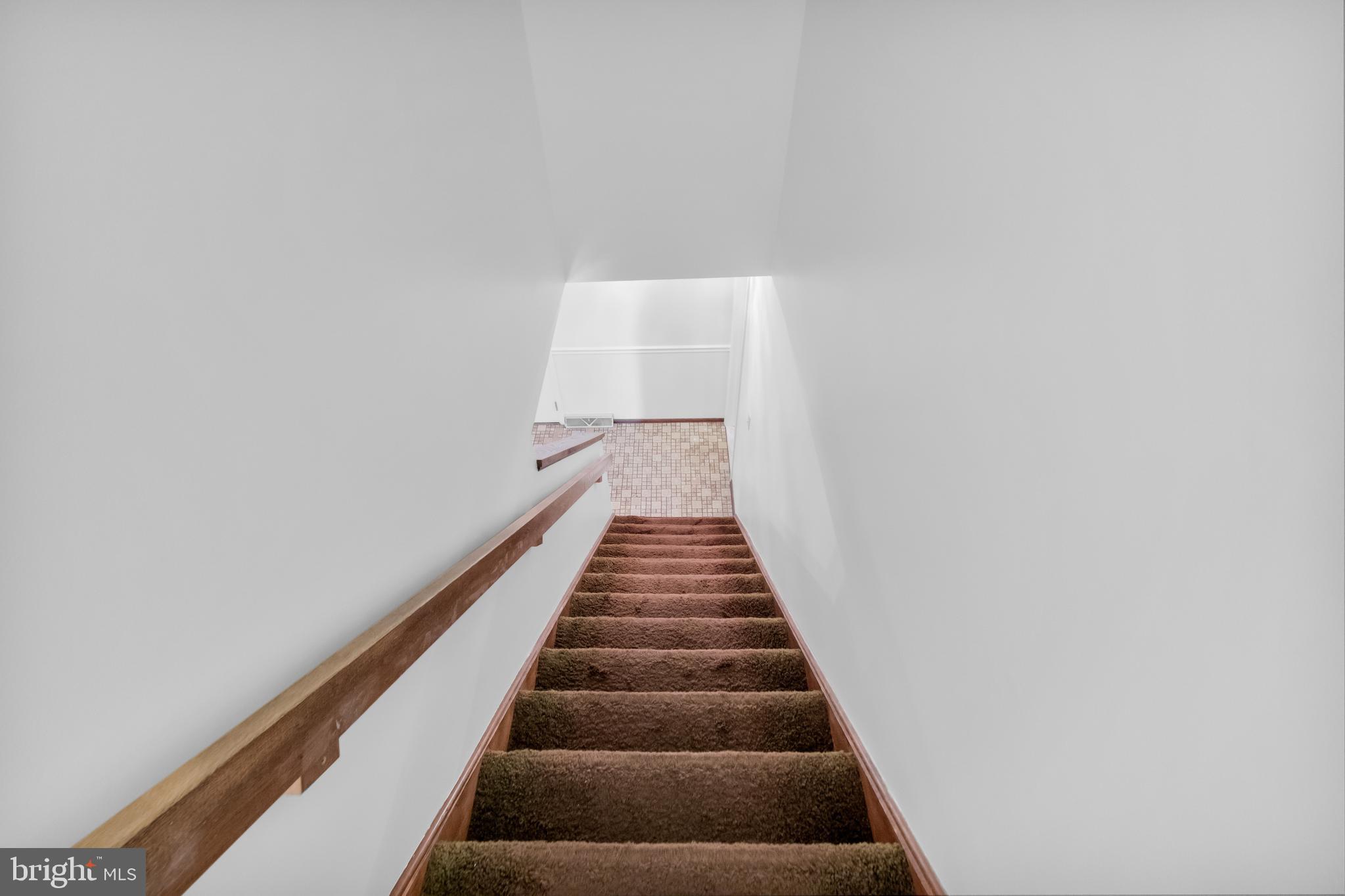 SPRINGWOOD MANOR - Residential