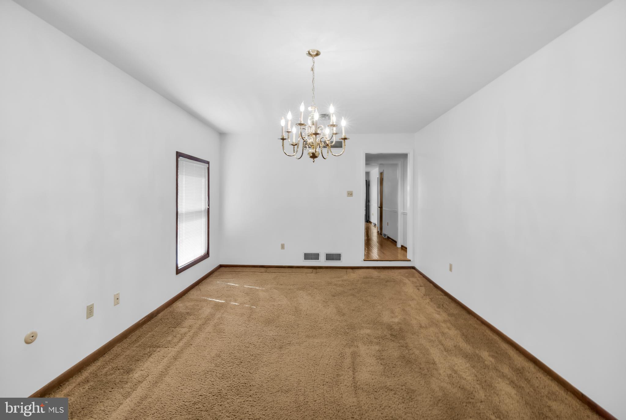 SPRINGWOOD MANOR - Residential