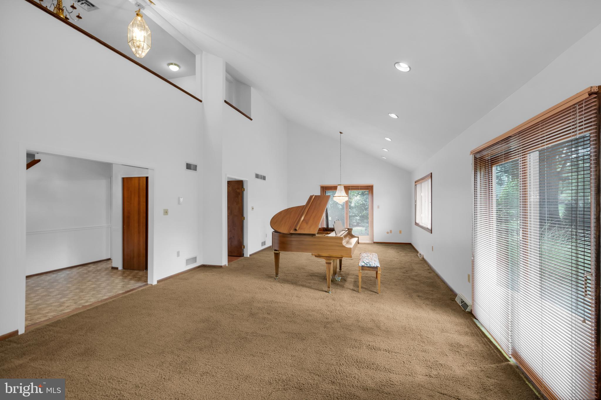 3908 SHORT HILL DRIVE