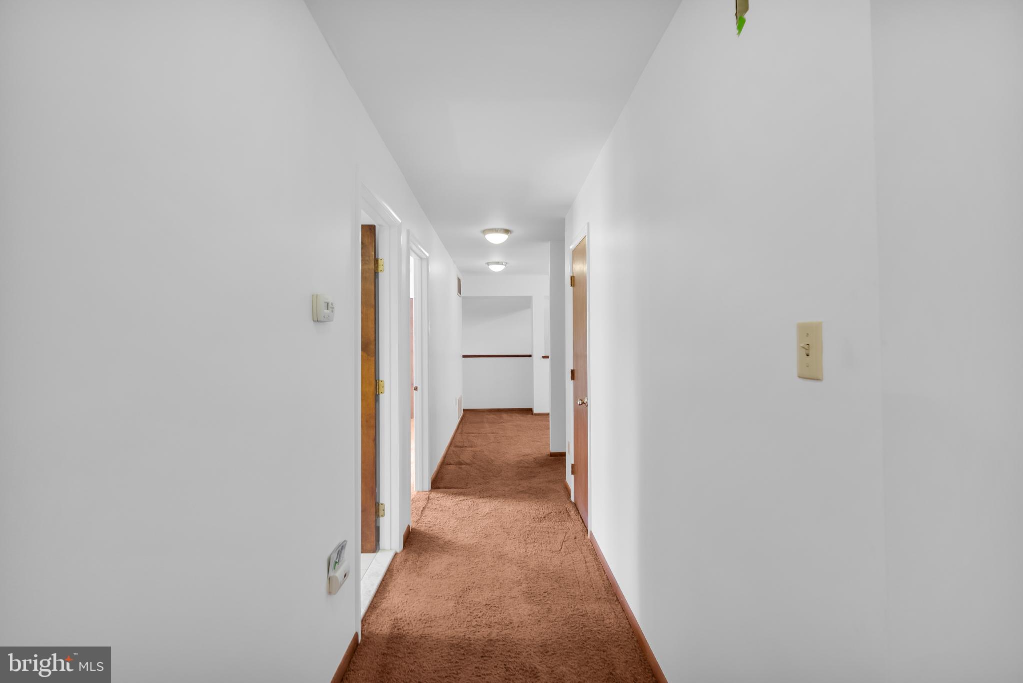 SPRINGWOOD MANOR - Residential