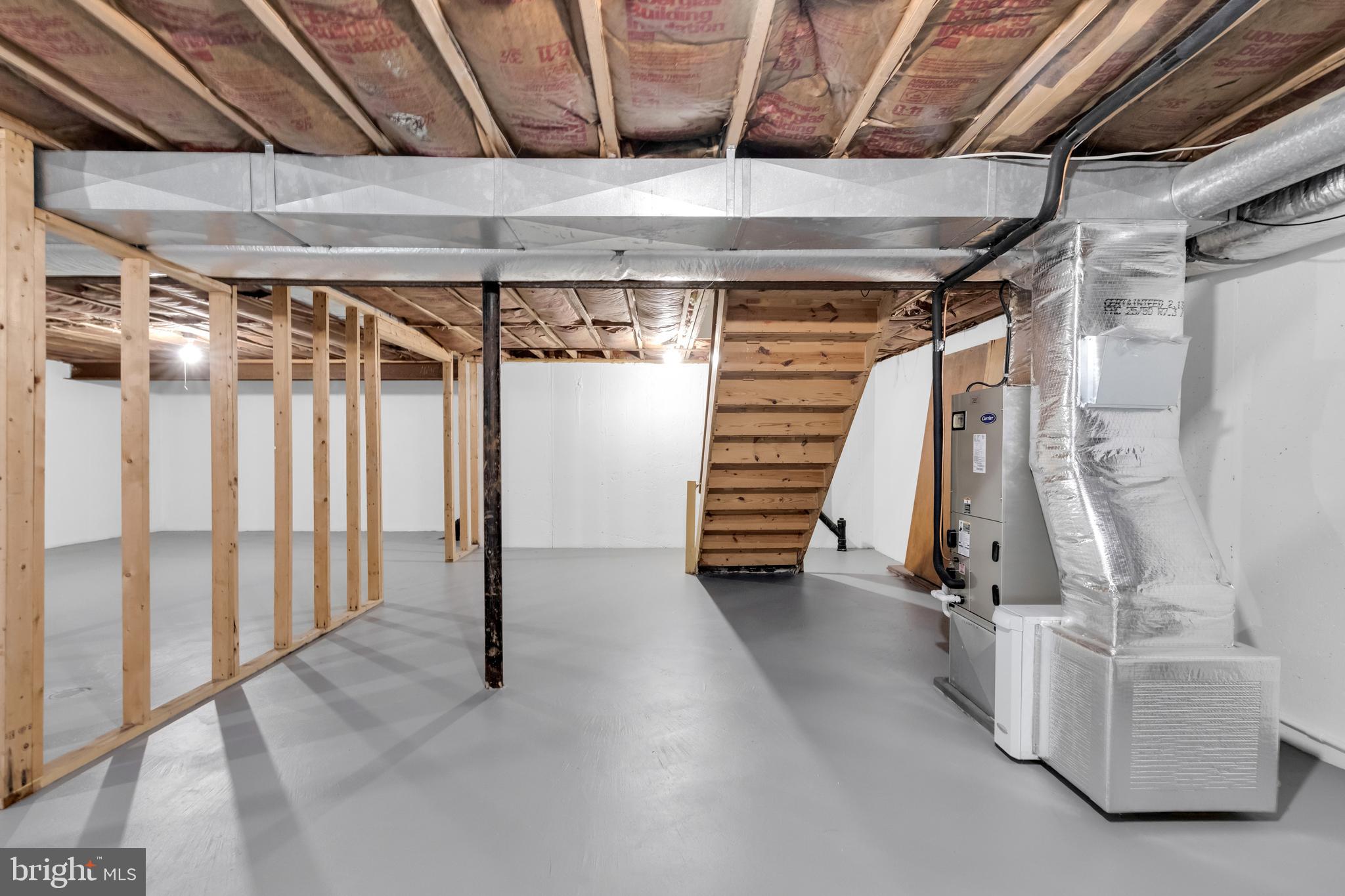 SPRINGWOOD MANOR - Residential