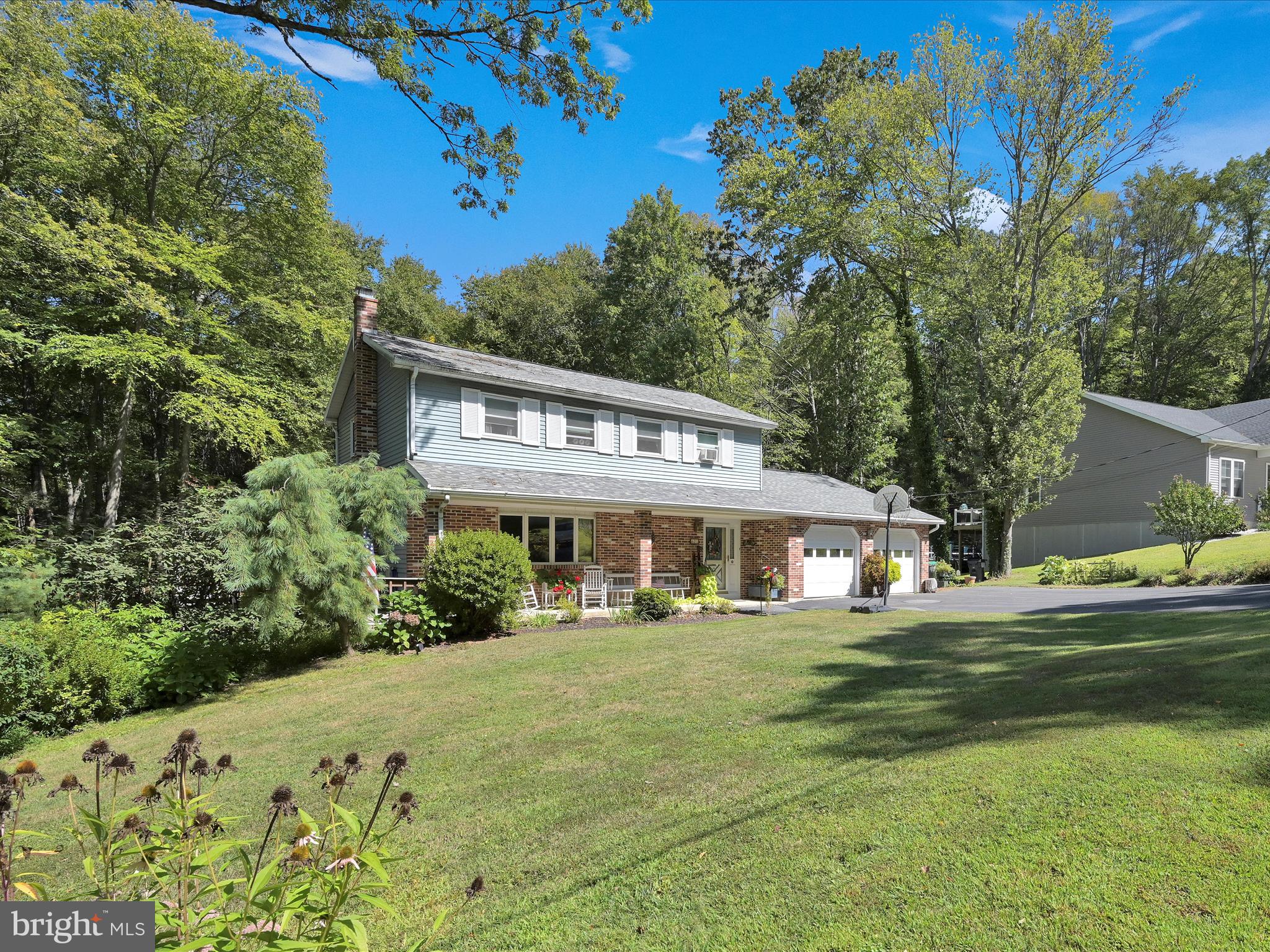 625 W WILLOW ROAD