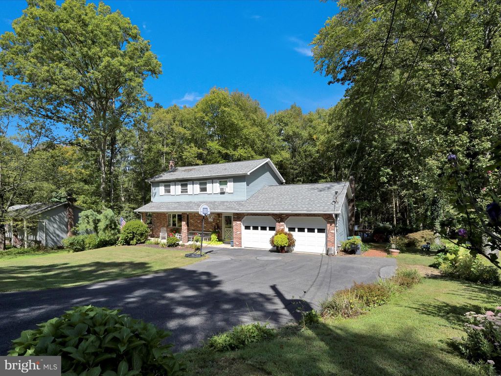 Photo of 625 W Willow Road, ORWIGSBURG, PA 17961 (MLS # PASK2023996)