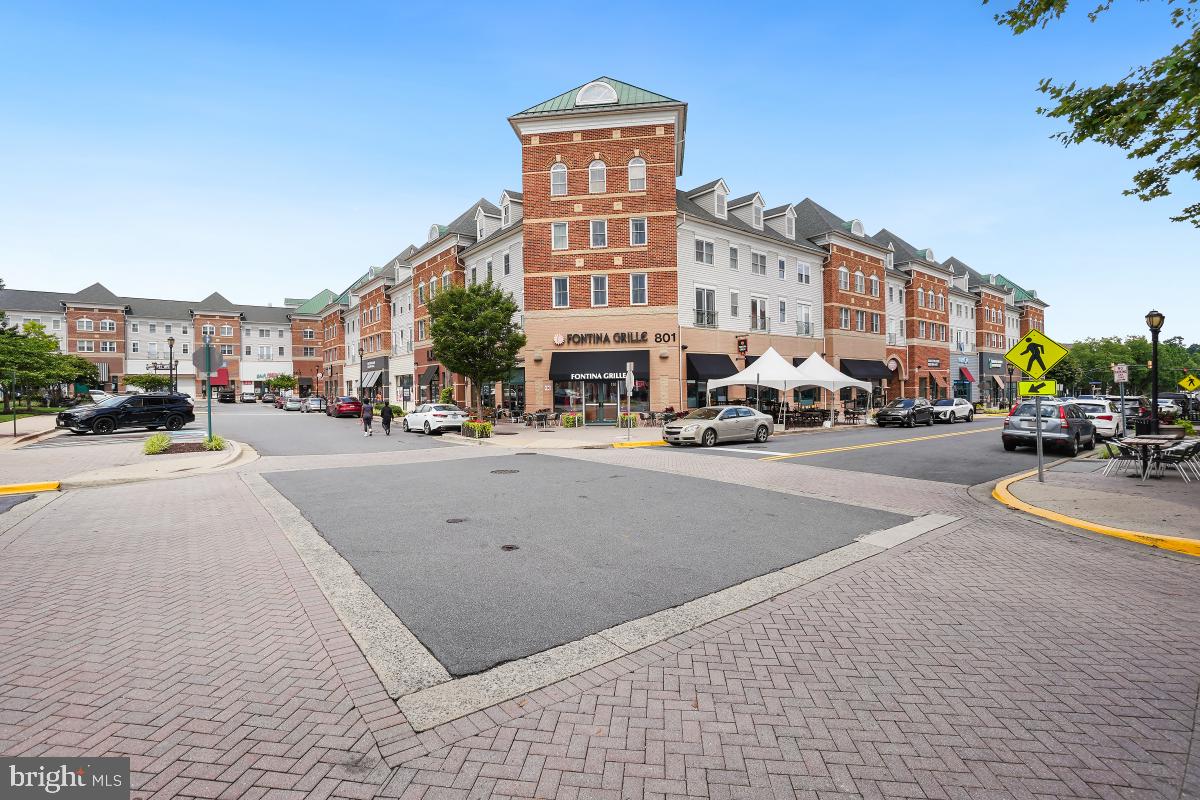 KING FARM - Residential Lease