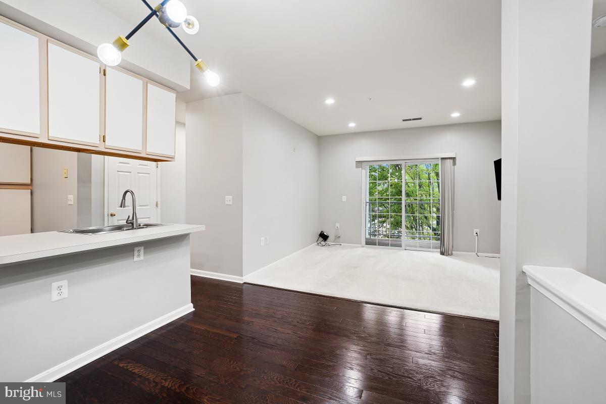 KING FARM - Residential Lease