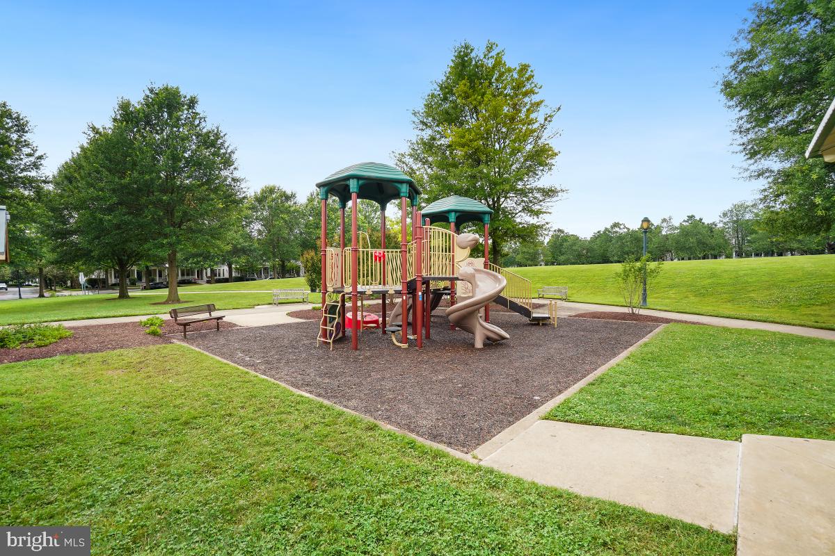 KING FARM - Residential Lease