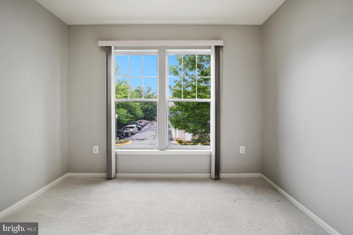 KING FARM - Residential Lease