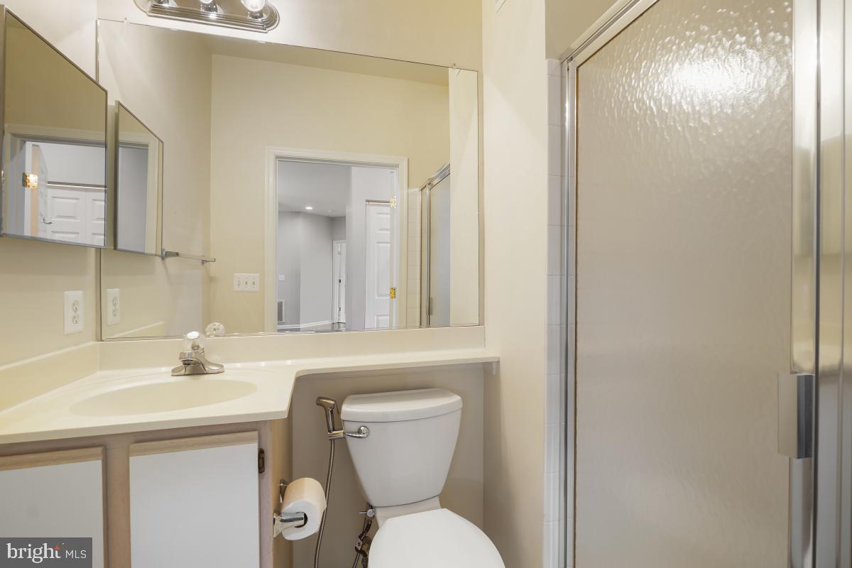 KING FARM - Residential Lease