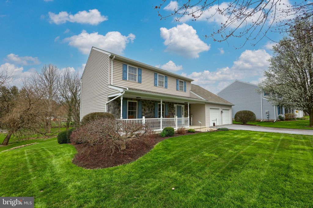 Photo of 1063 HEARTHSTONE RD, LANCASTER, PA 17603 (MLS # PALA2032824)