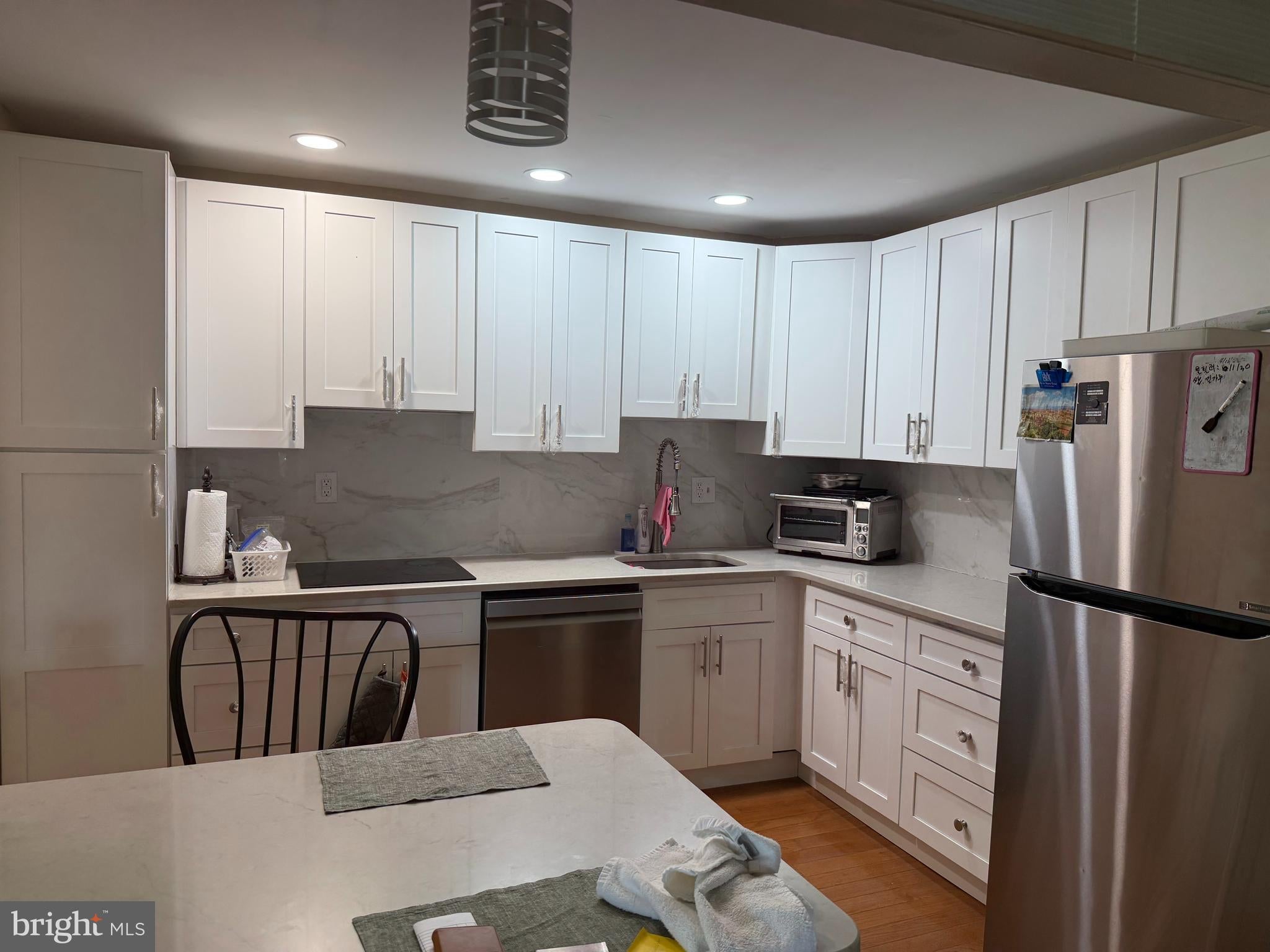 400 GLENDALE ROAD D40