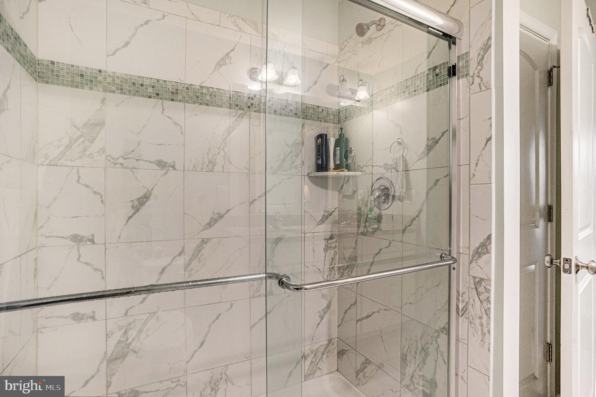 CARRIAGE HILL - Residential Lease