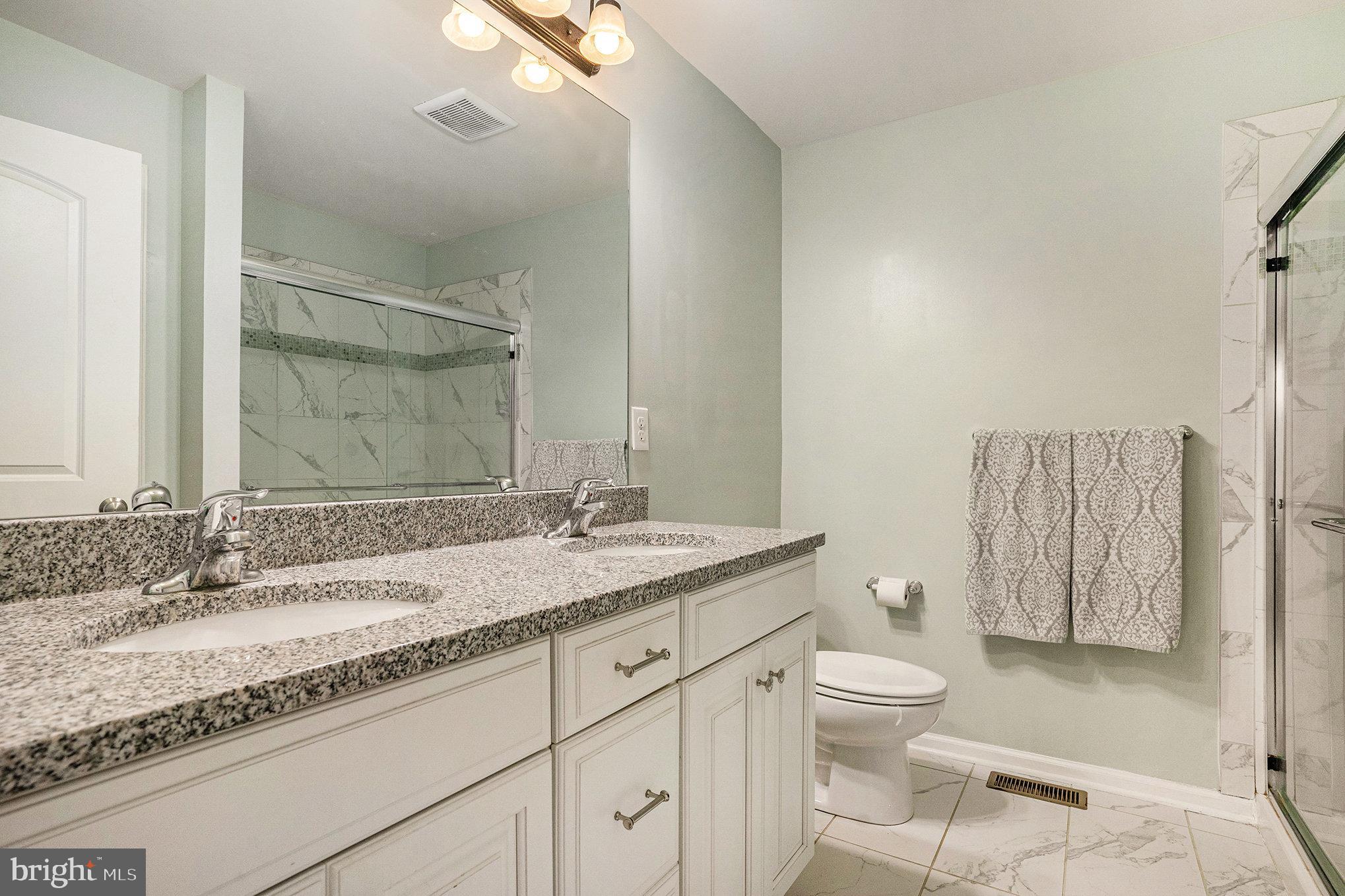 CARRIAGE HILL - Residential Lease