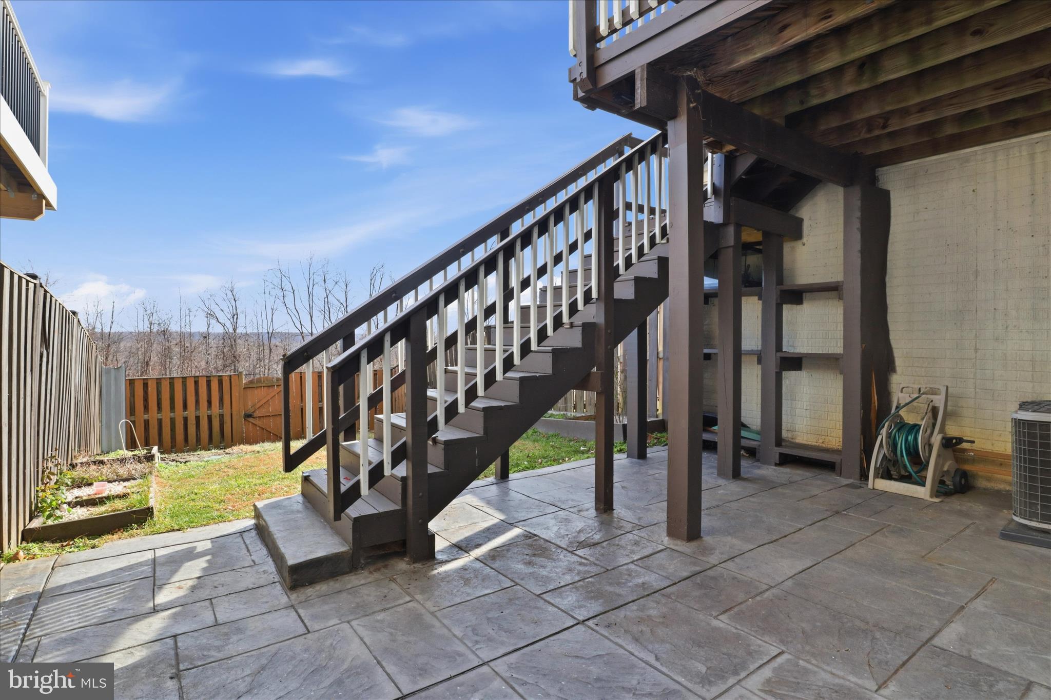 WOODSTREAM - Residential Lease