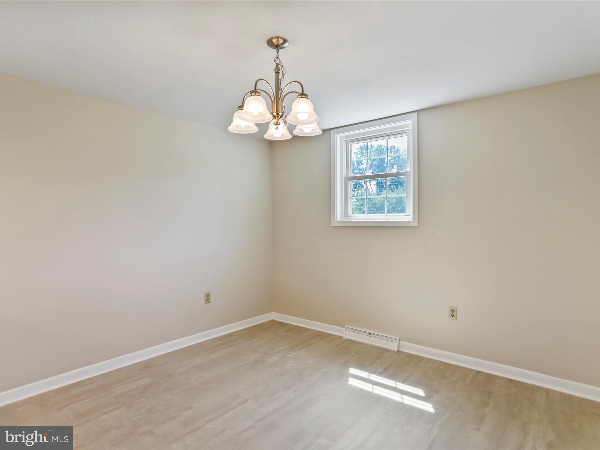 BEL AIR - Residential