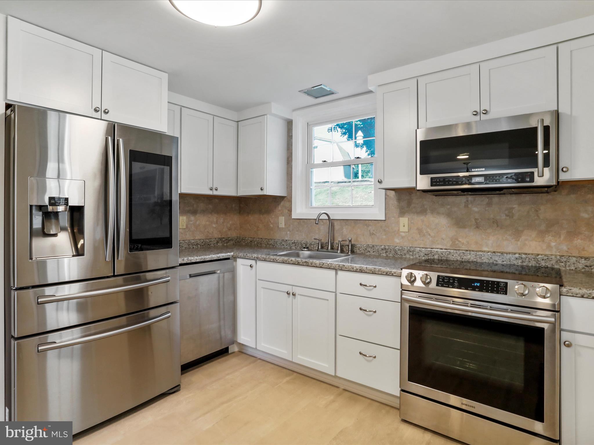 BEL AIR - Residential