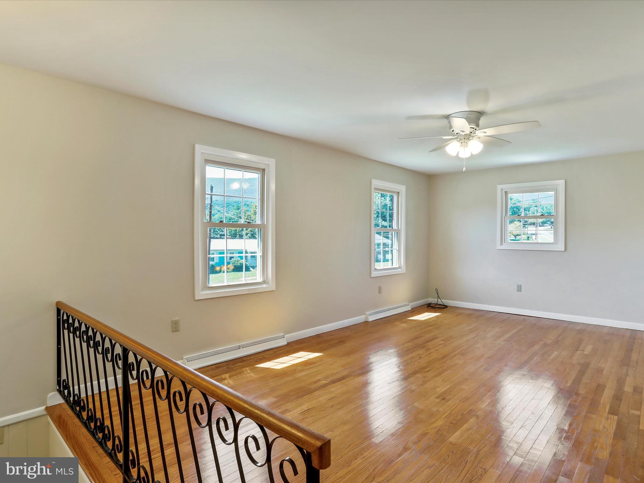 BEL AIR - Residential