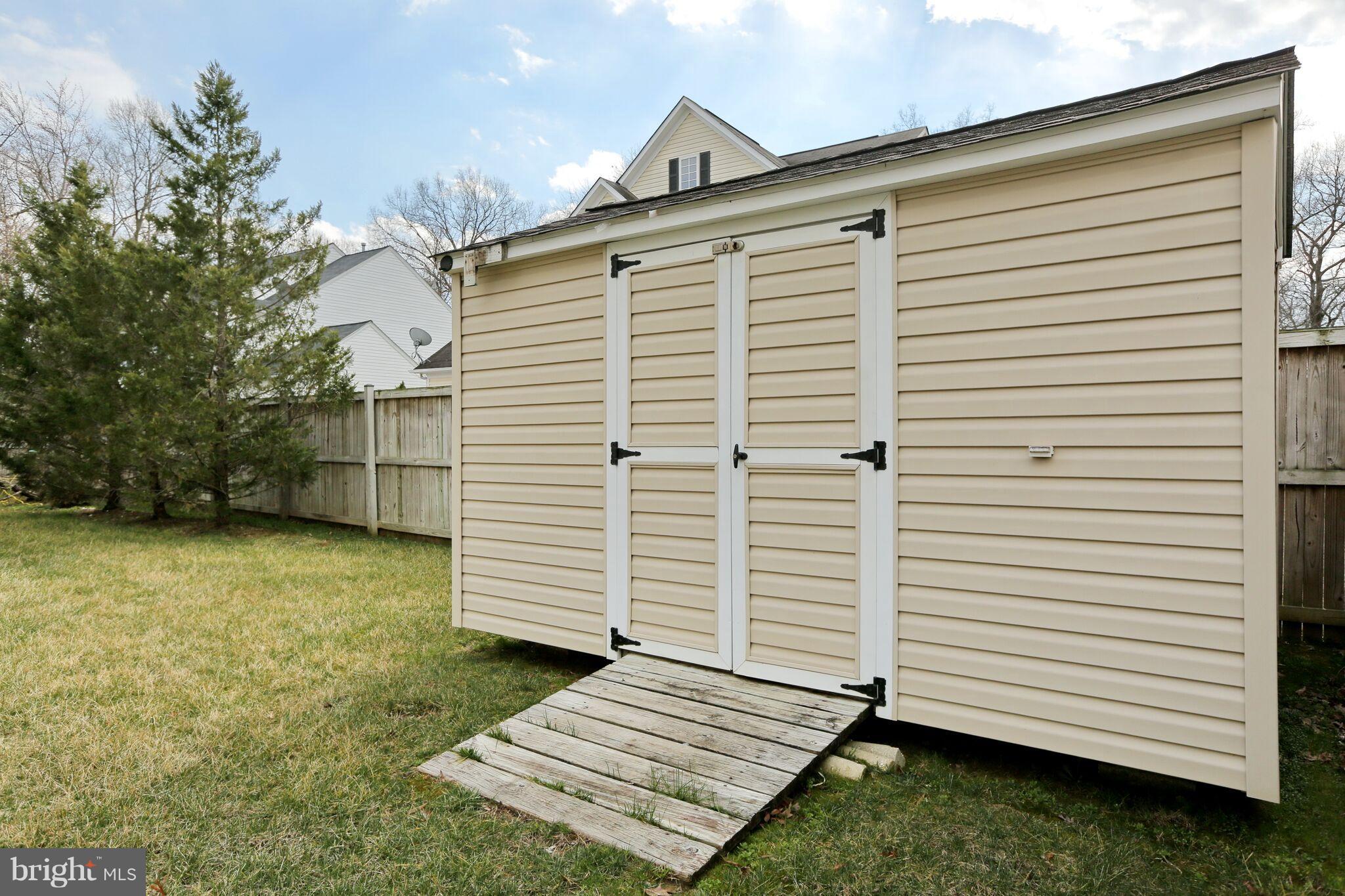 BEL AIR WOODS - Residential