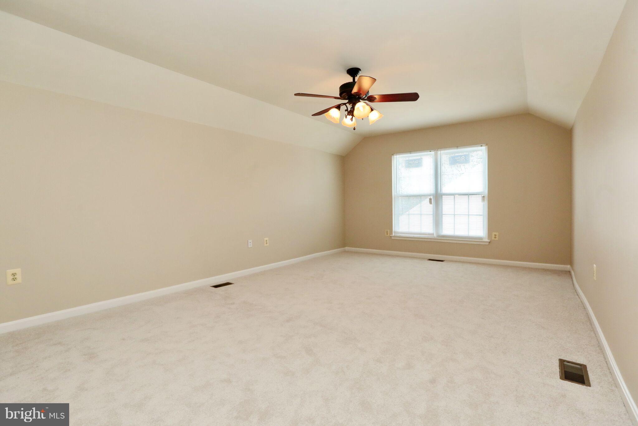 BEL AIR WOODS - Residential