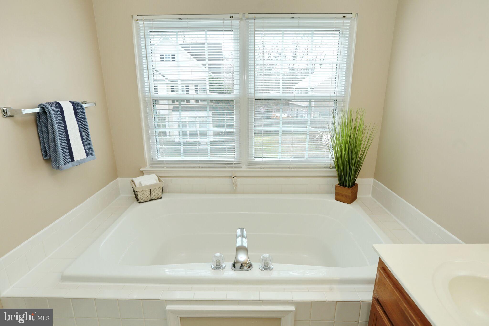 BEL AIR WOODS - Residential