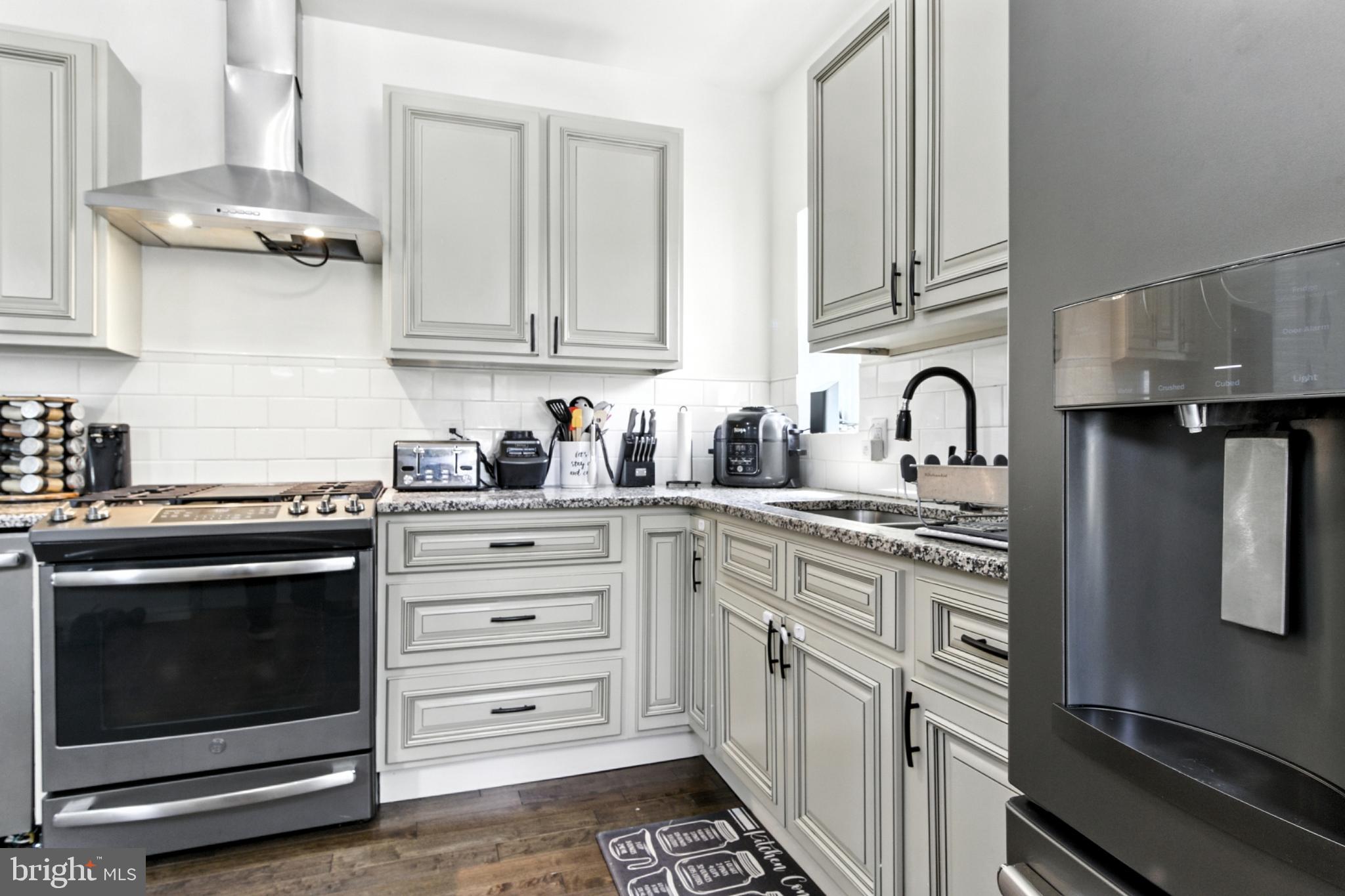 LANCASTER - Residential